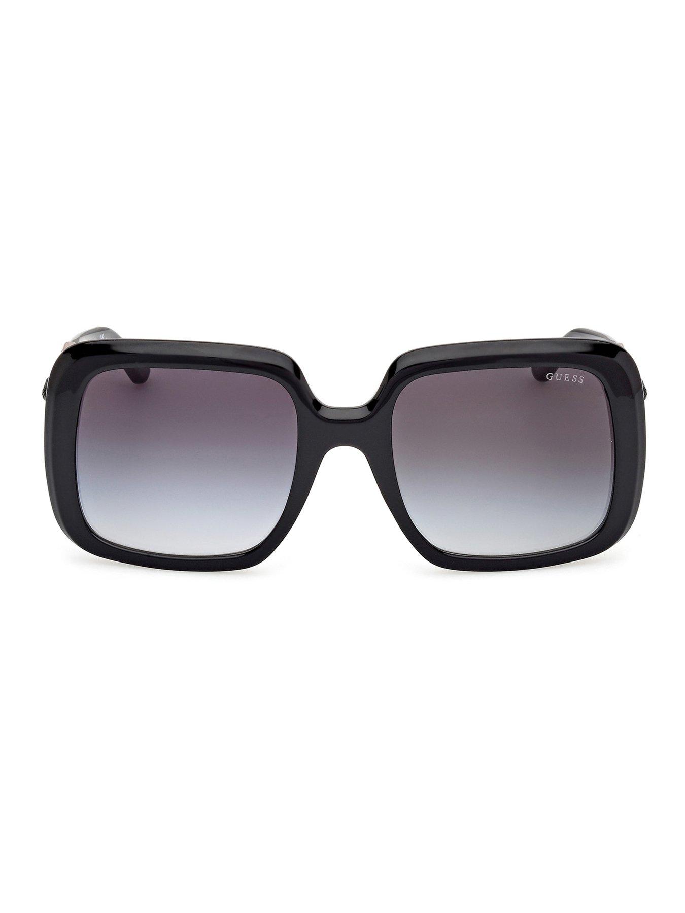 guess-square-chain-side-sunglasses-blackoutfit