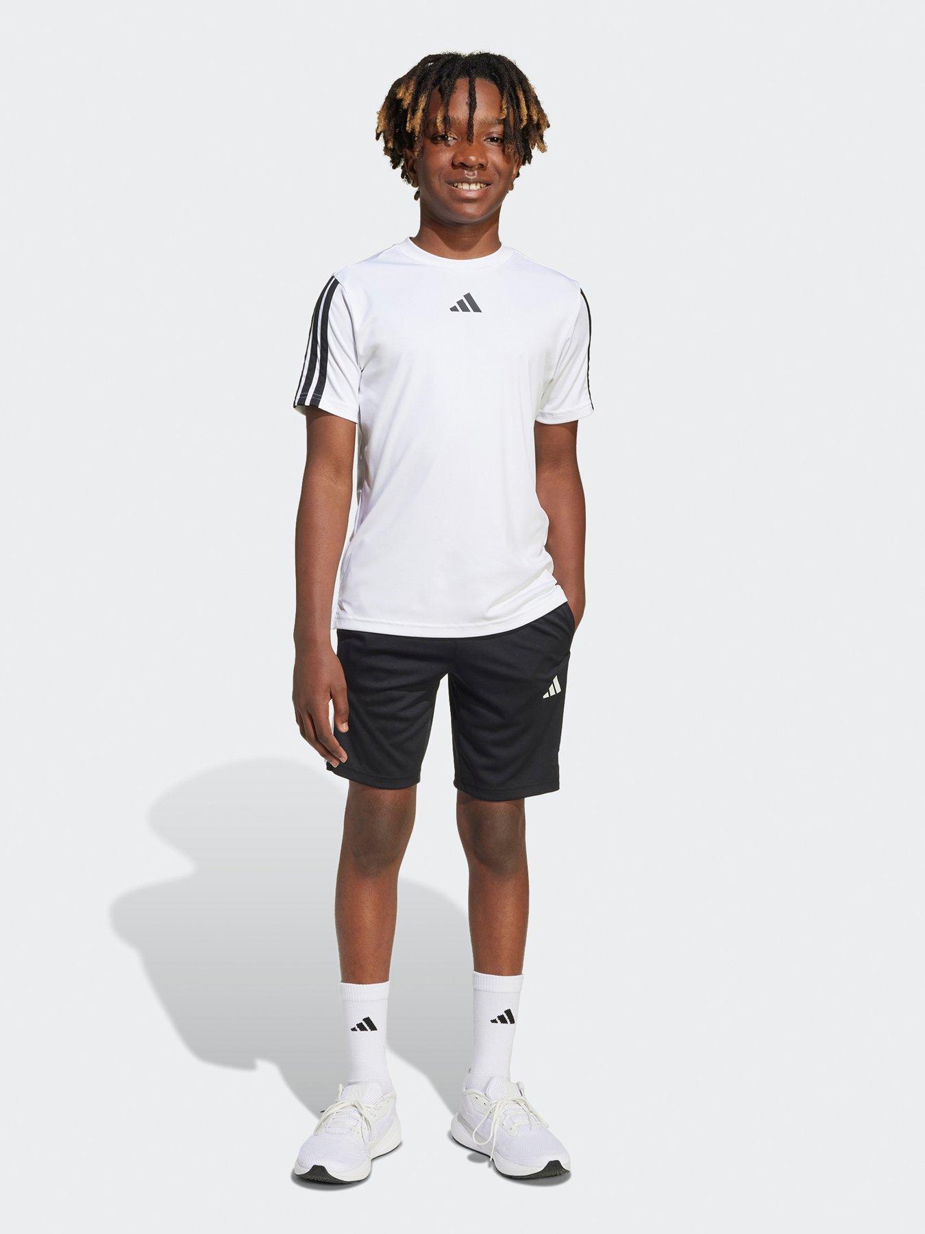 adidas-junior-boys-train-essentials-3-stripe-shorts-blackoutfit