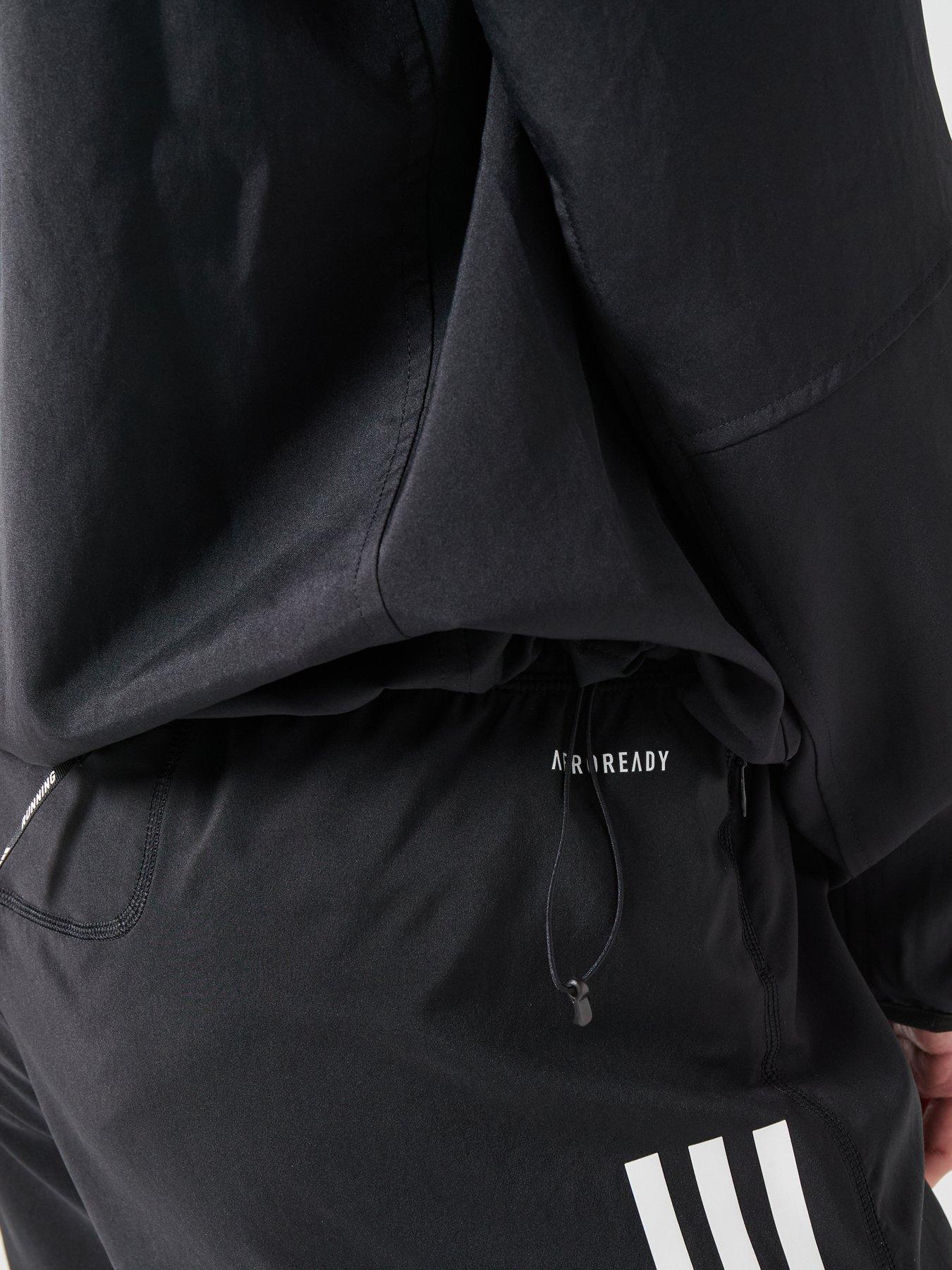 adidas-womens-run-it-jacket-blackoutfit