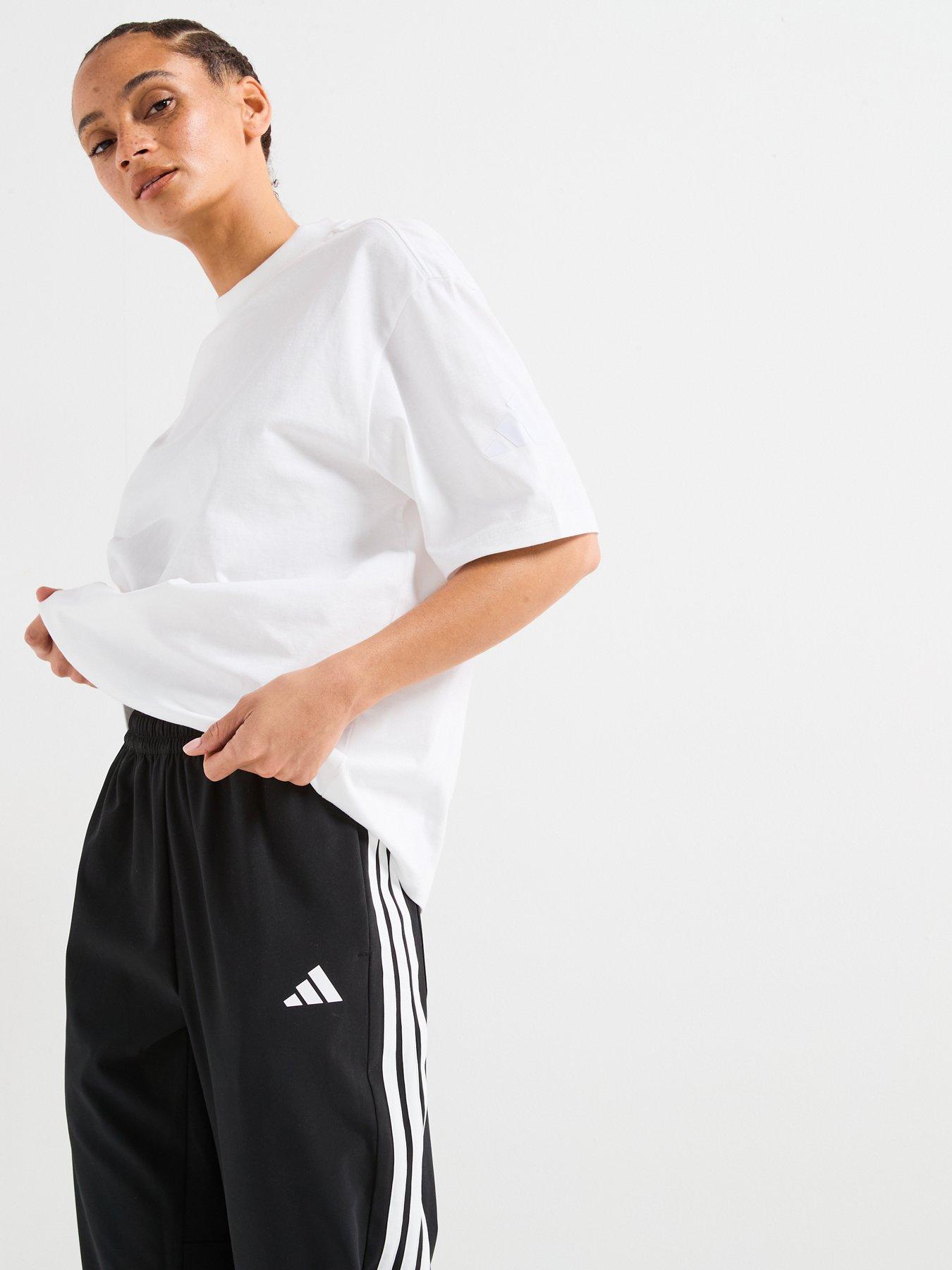 adidas-womens-train-essential-3-stripe-woven-pants-blackoutfit