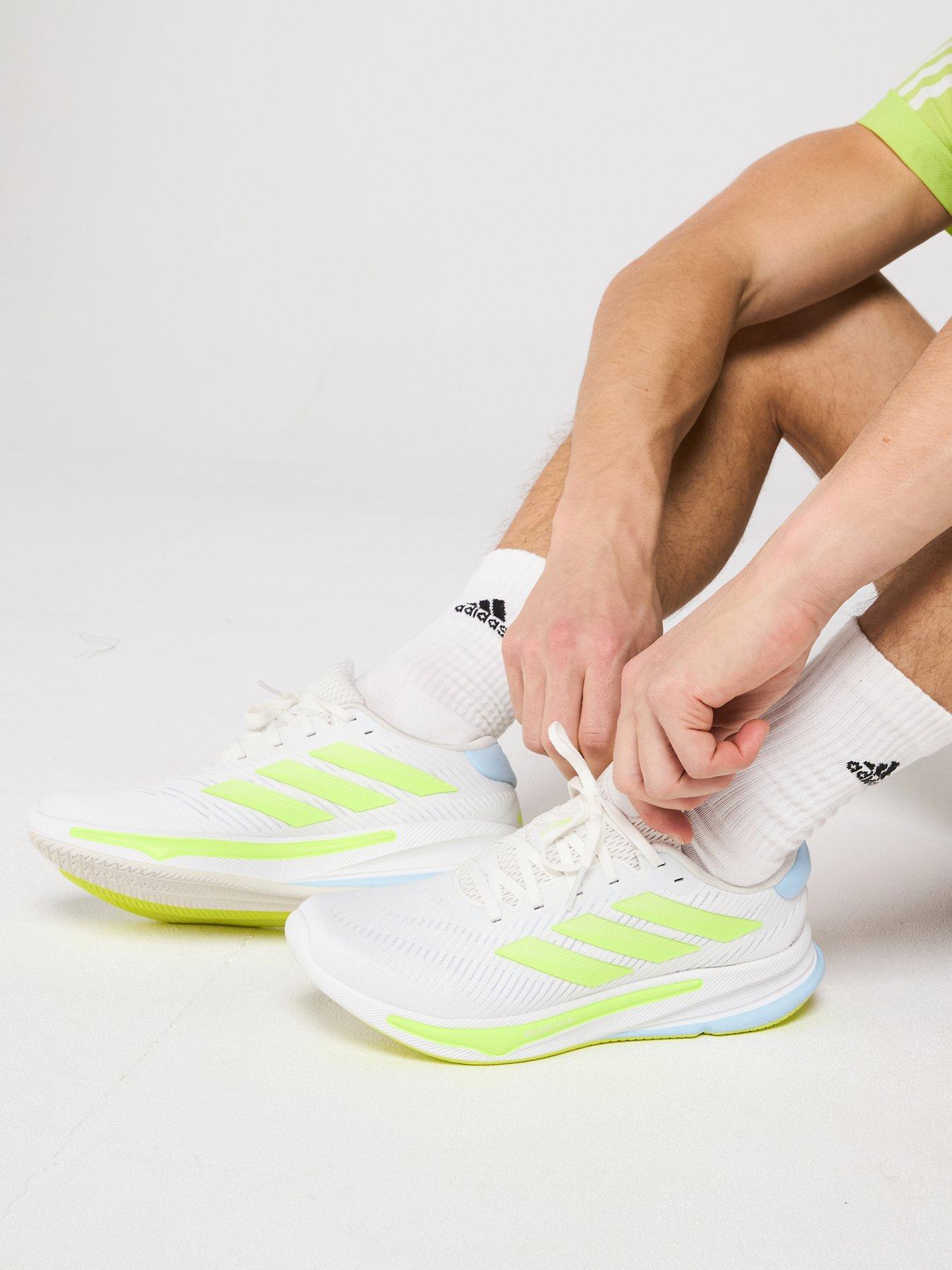 undefined Mens Running Supernova Ease Trainers - White/yellow