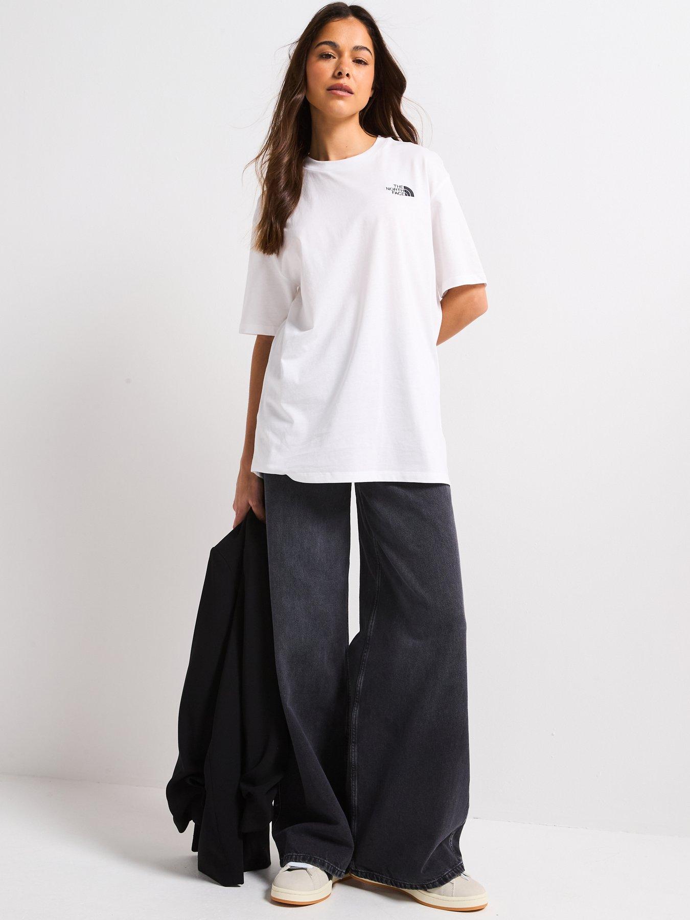 the-north-face-womens-short-sleeve-essential-oversized-t-shirt-whitedetail