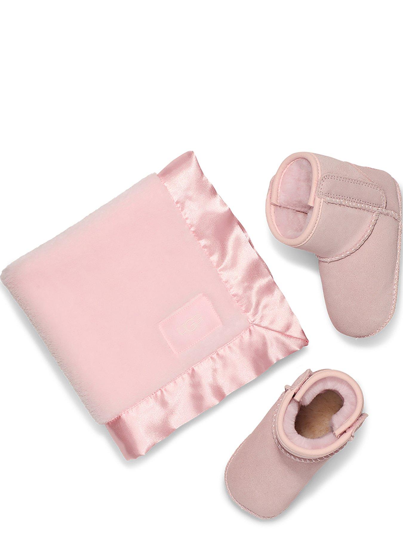 Image 4 of 5 of UGG Kids Baby Classic Boots And Lovey Blanket - Pink