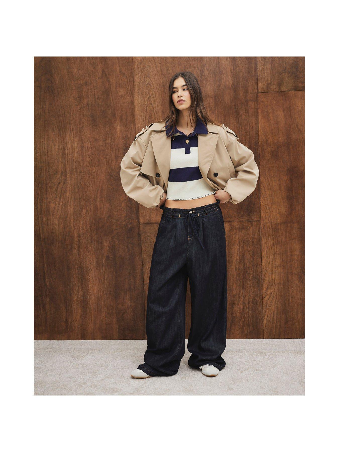 river-island-boxy-crop-stripe-polo-navywhiteback