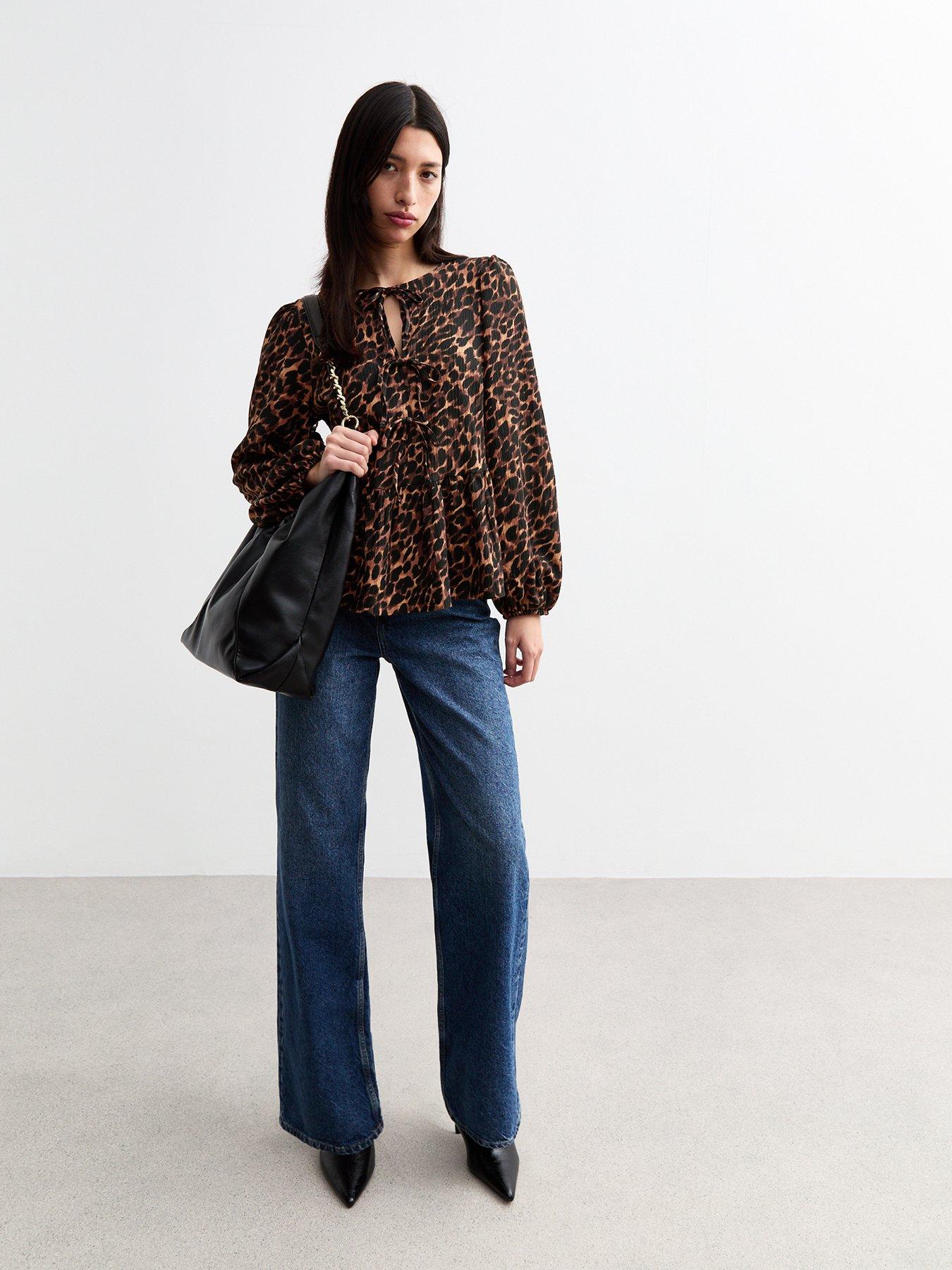 new-look-brown-leopard-keyhole-detail-top-printback