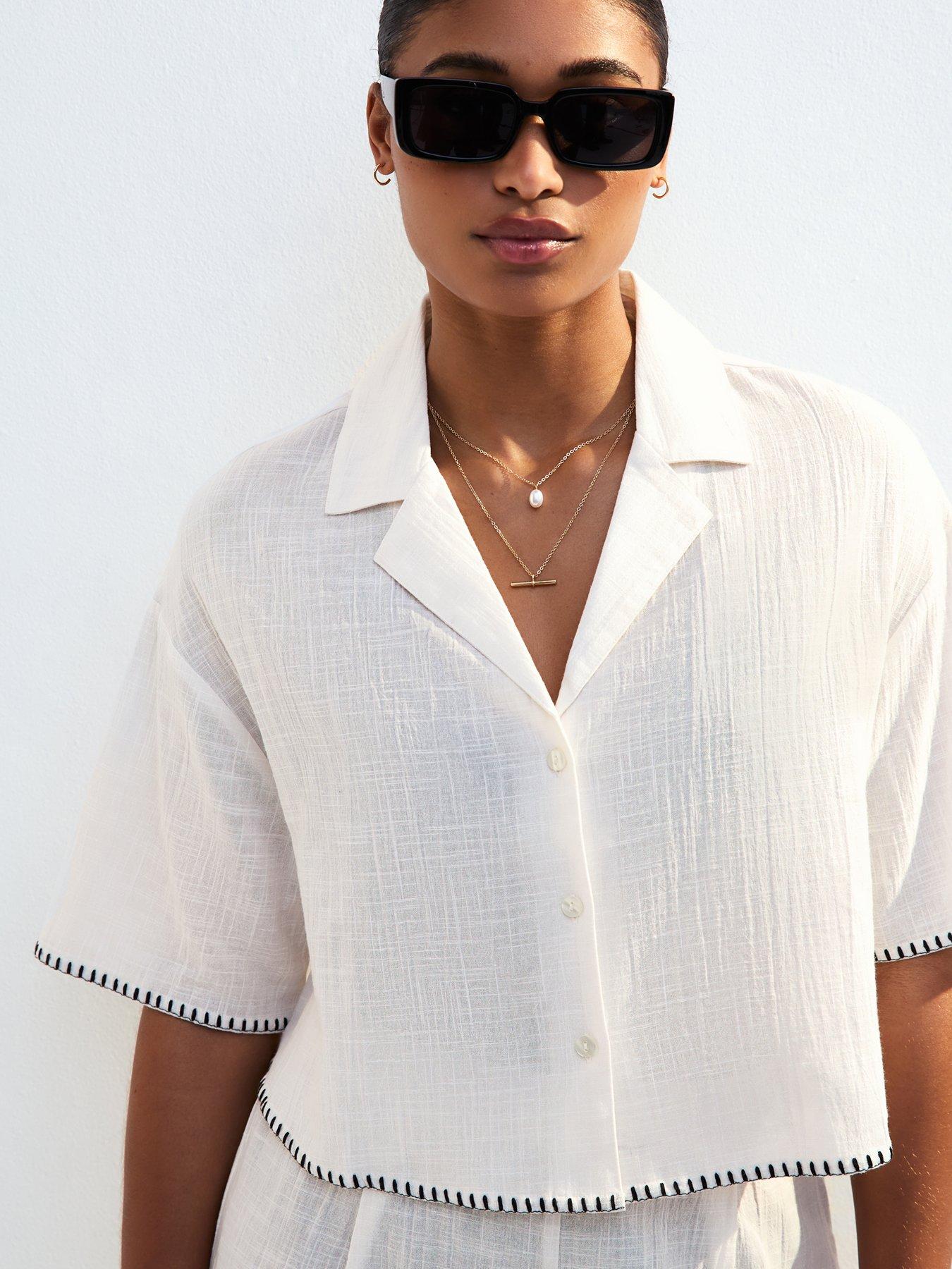 new-look-cream-textured-blanket-stitch-cropped-beach-shirtdetail