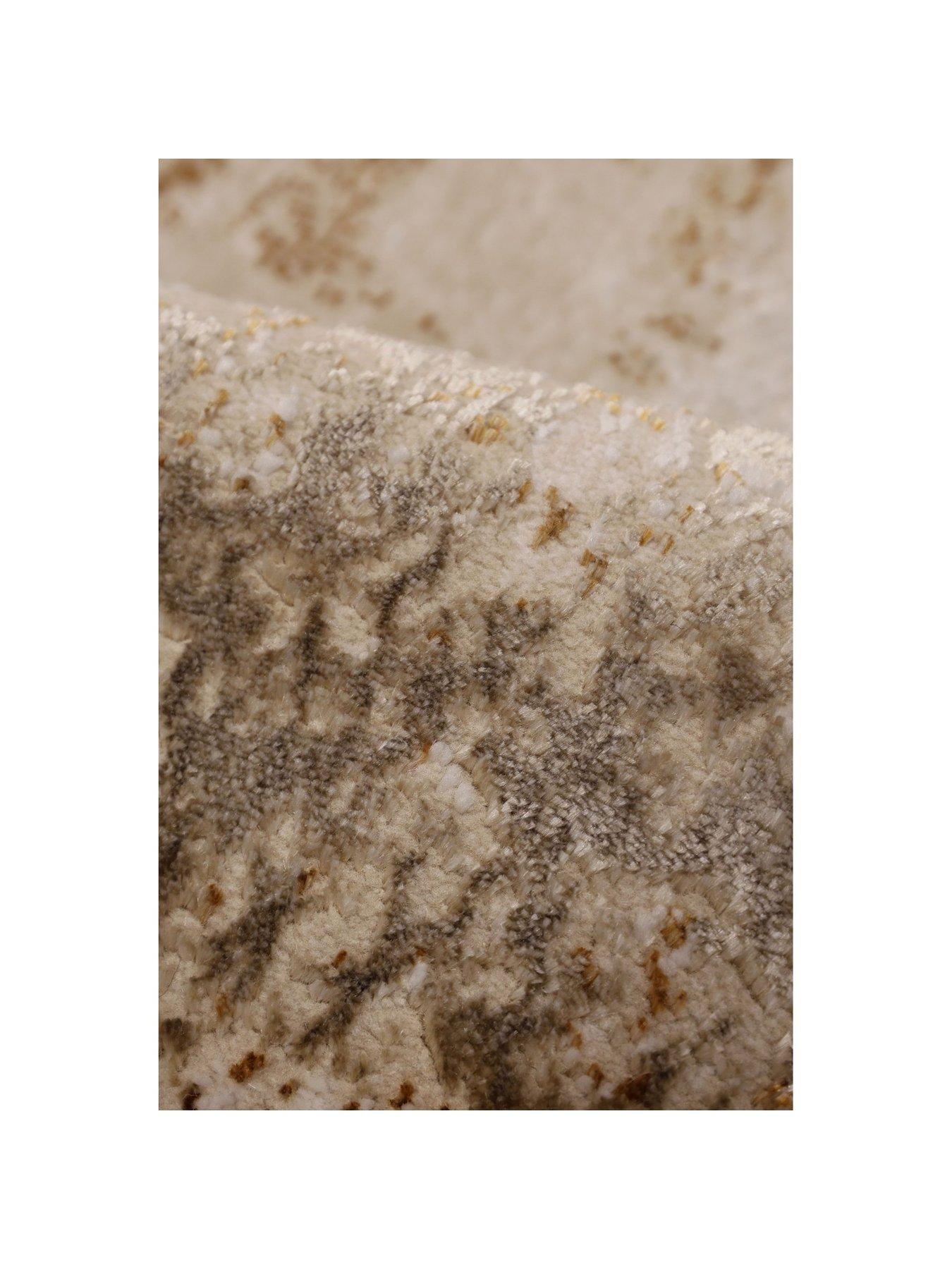 the-very-collection-dusk-textured-champagne-rugoutfit