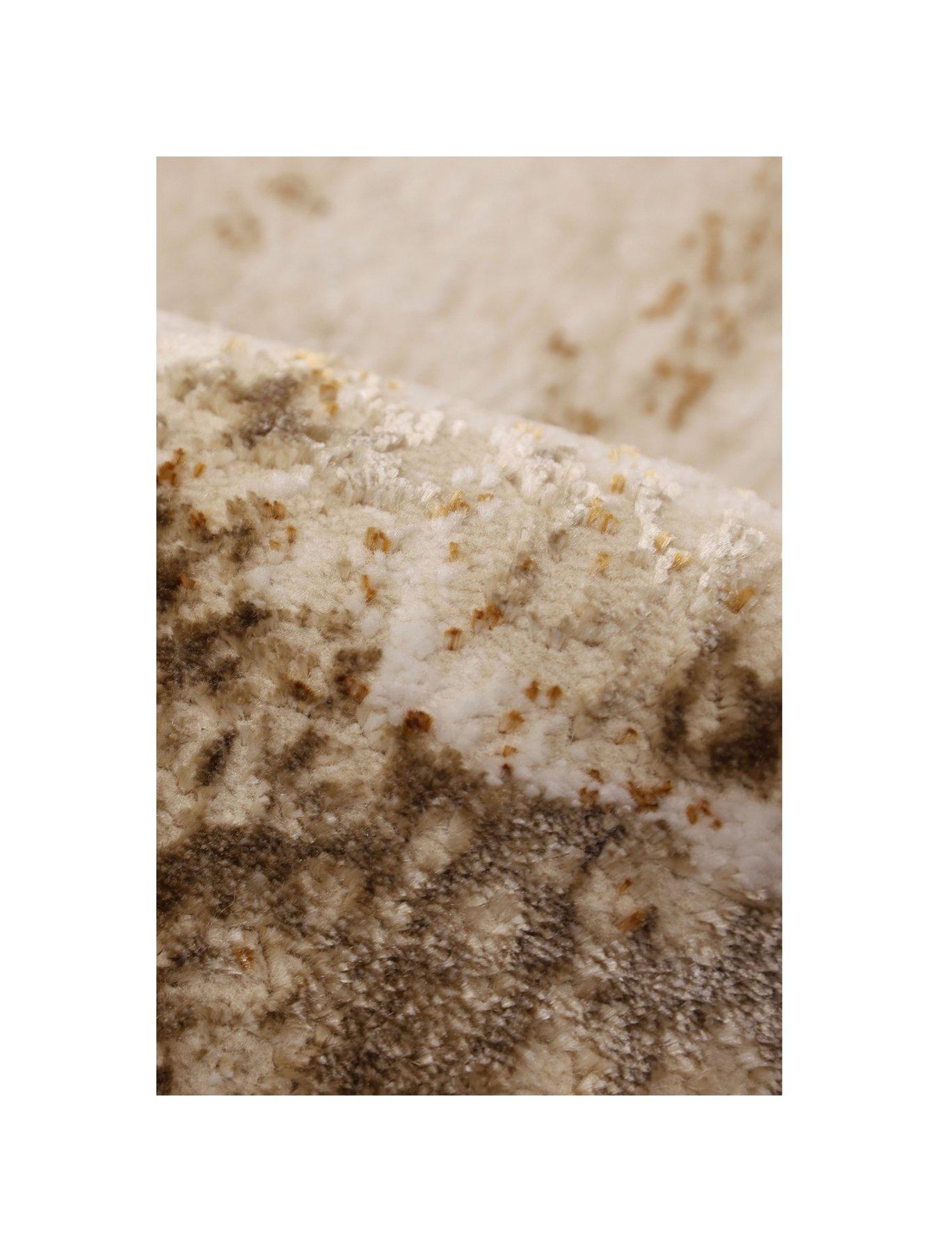 the-very-collection-dusk-textured-champagne-rugdetail