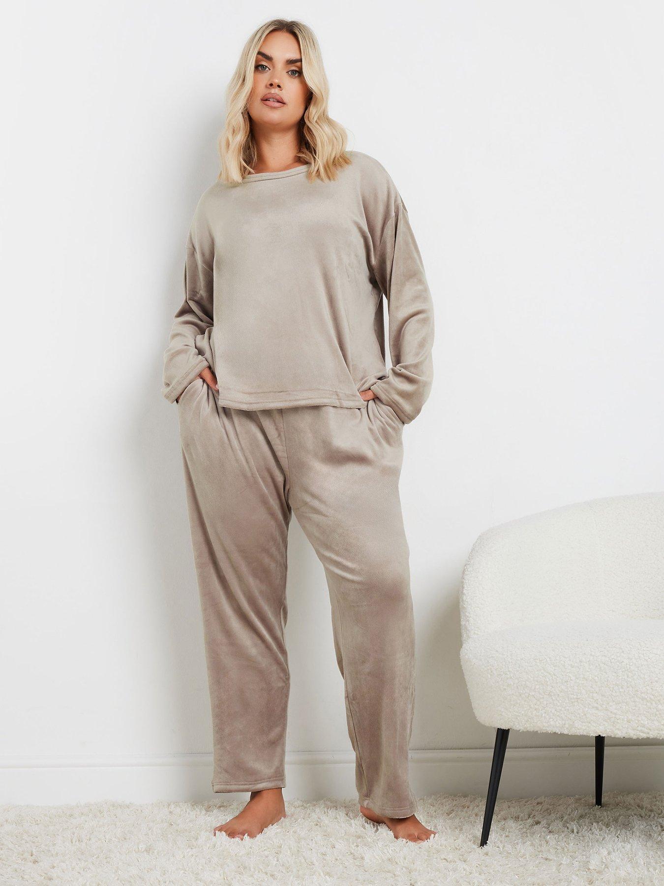 yours-curve-long-sleeve-fleece-lounge-set-naturalback