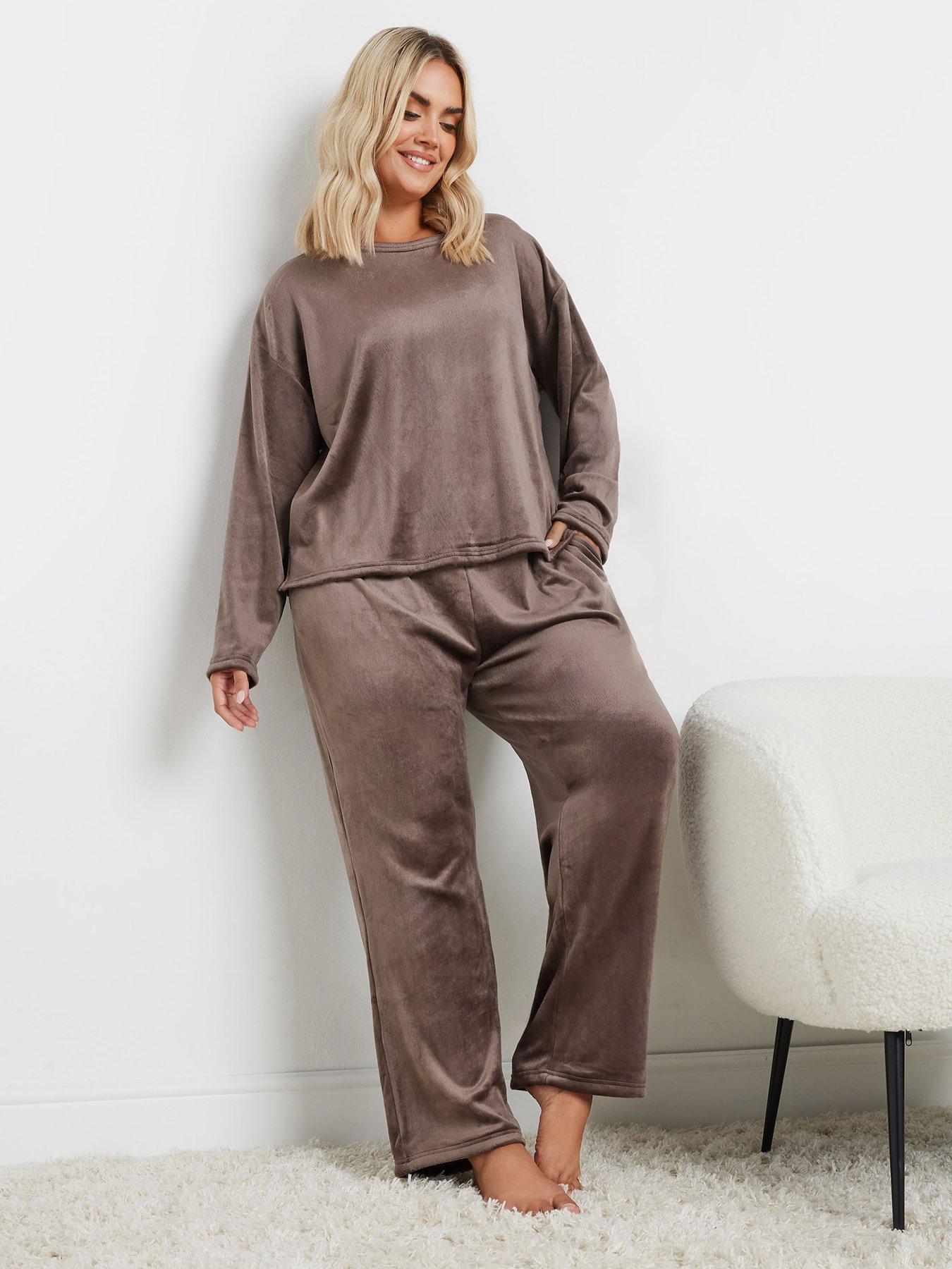 yours-curve-long-sleeve-fleece-lounge-set-brownback