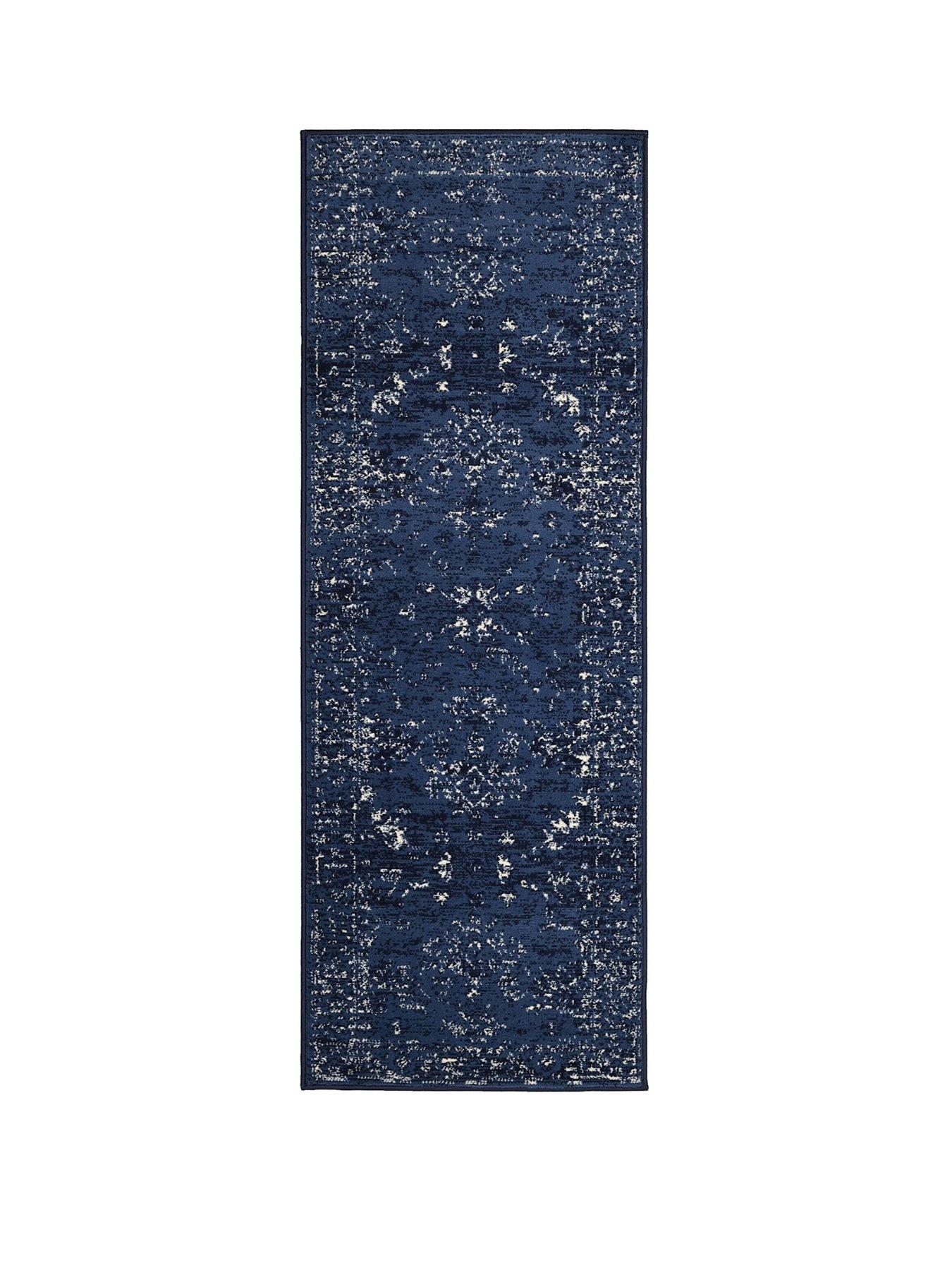 Image 2 of 5 of Maestro Navy Runner