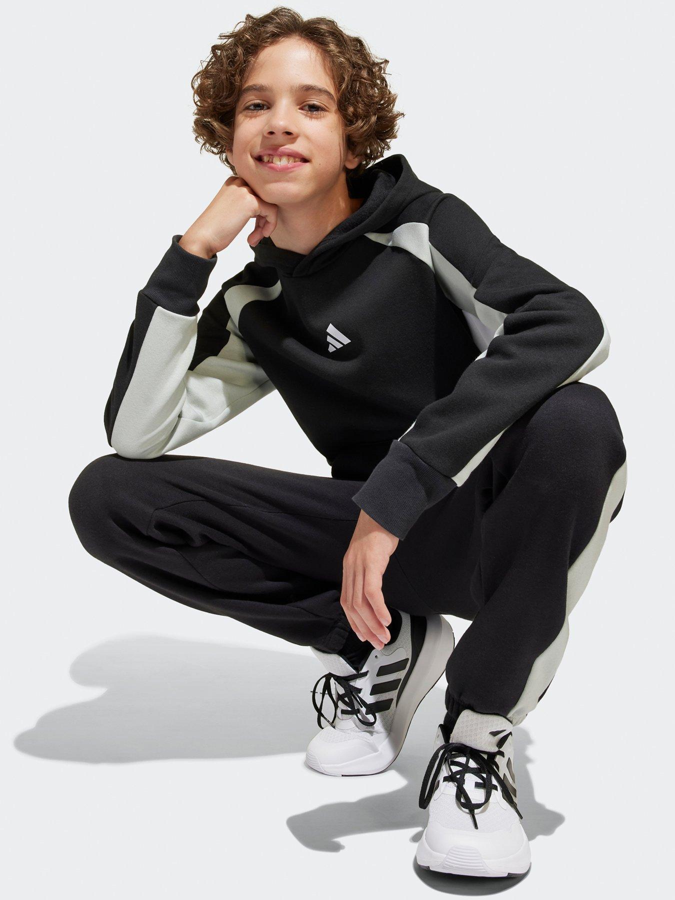 adidas-sportswear-junior-boys-seasonal-essentials-colorblock-joggers-blackdetail