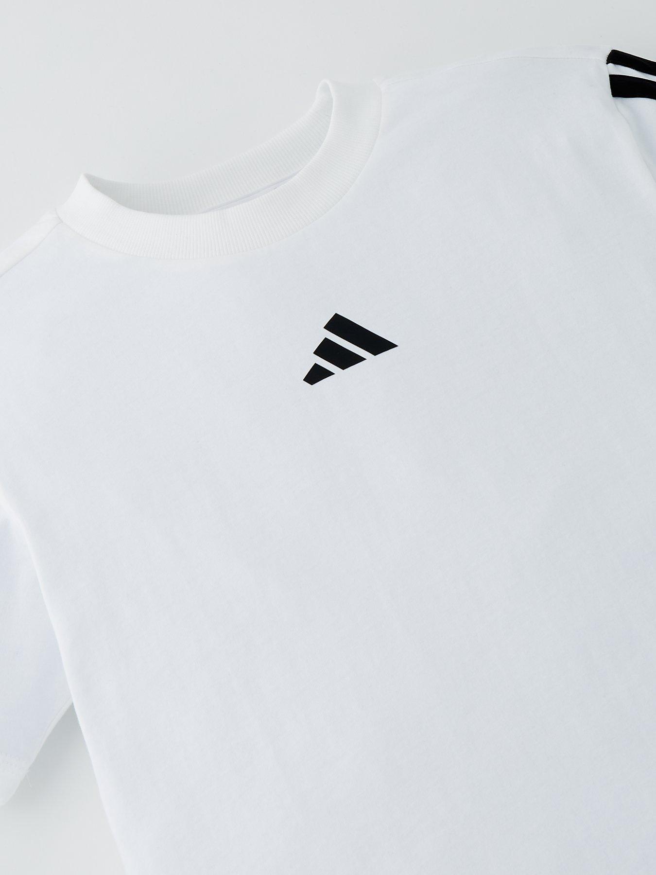 adidas-sportswear-junior-boys-essentials-tee-whiteoutfit