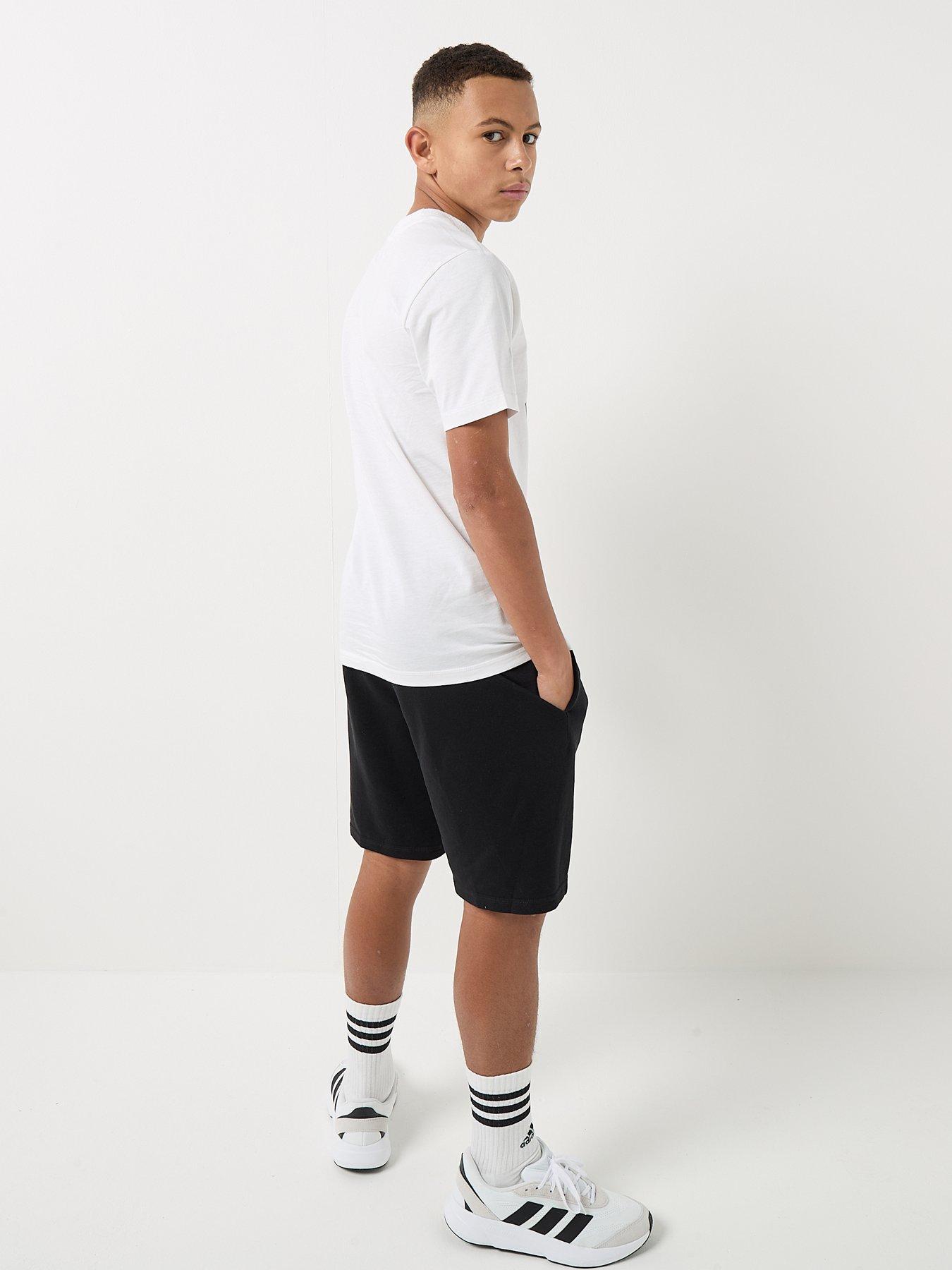 Image 2 of 6 of adidas Sportswear Junior Boys Essentials T-Shirt &amp; Shorts Set - White