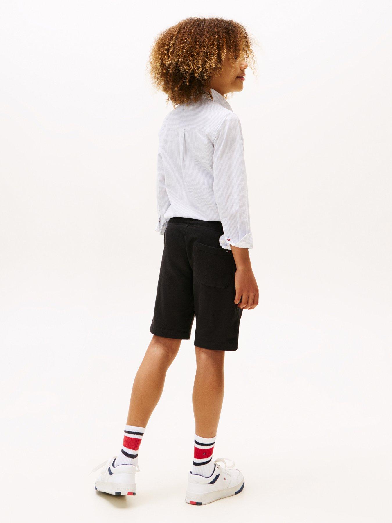 tommy-hilfiger-boys-flag-sweatshort-blackstillFront