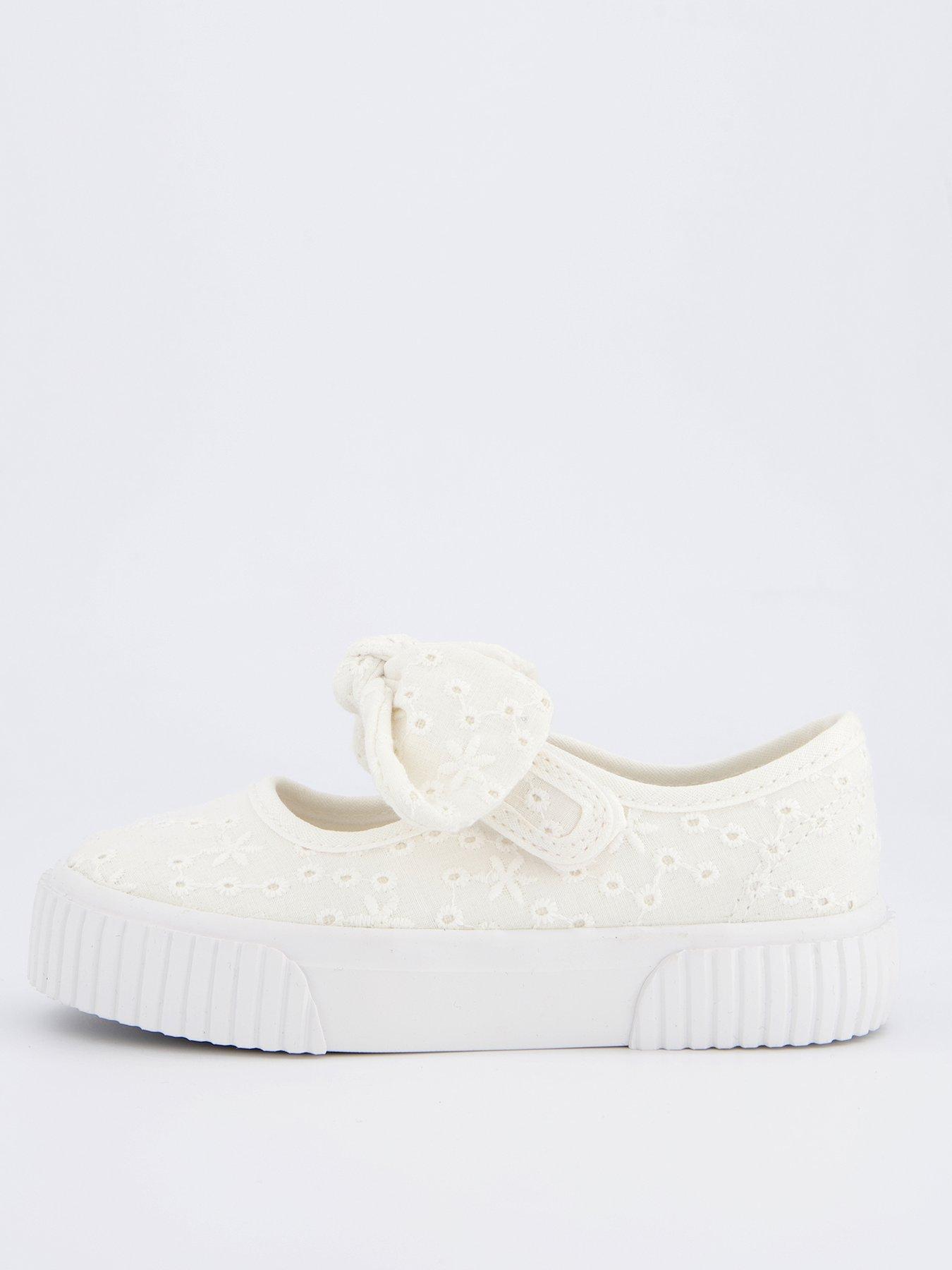 undefined Girls Broderie Bow Mary-Jane Pump - White