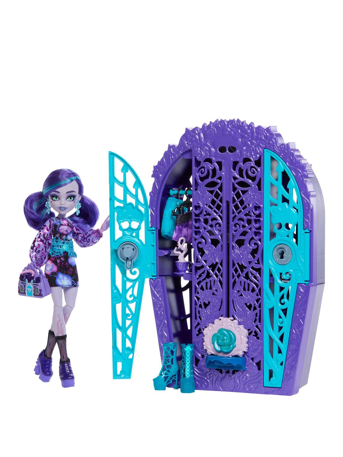 monster-high-monster-high-skulltimate-secrets-garden-mysteries-playset-twyla-doll-with-19-surprises