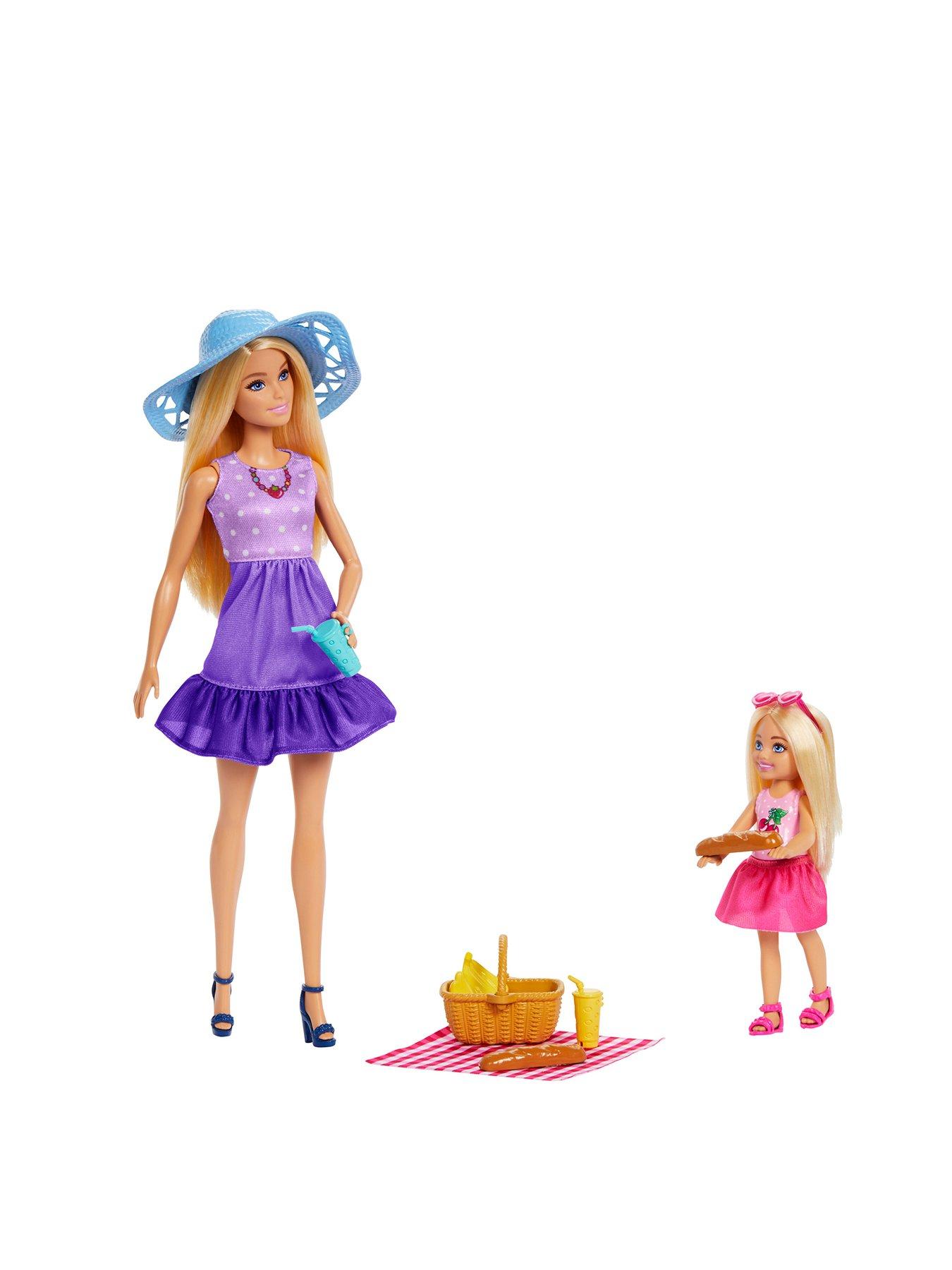 barbie-family-amp-friends-dolls-picnic-themed-playset-with-2-dolls-amp-9-piecesfront