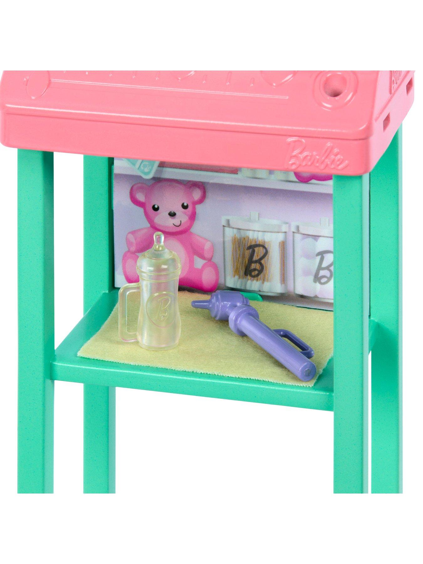 barbie-baby-doctor-playset-and-accessoriesdetail