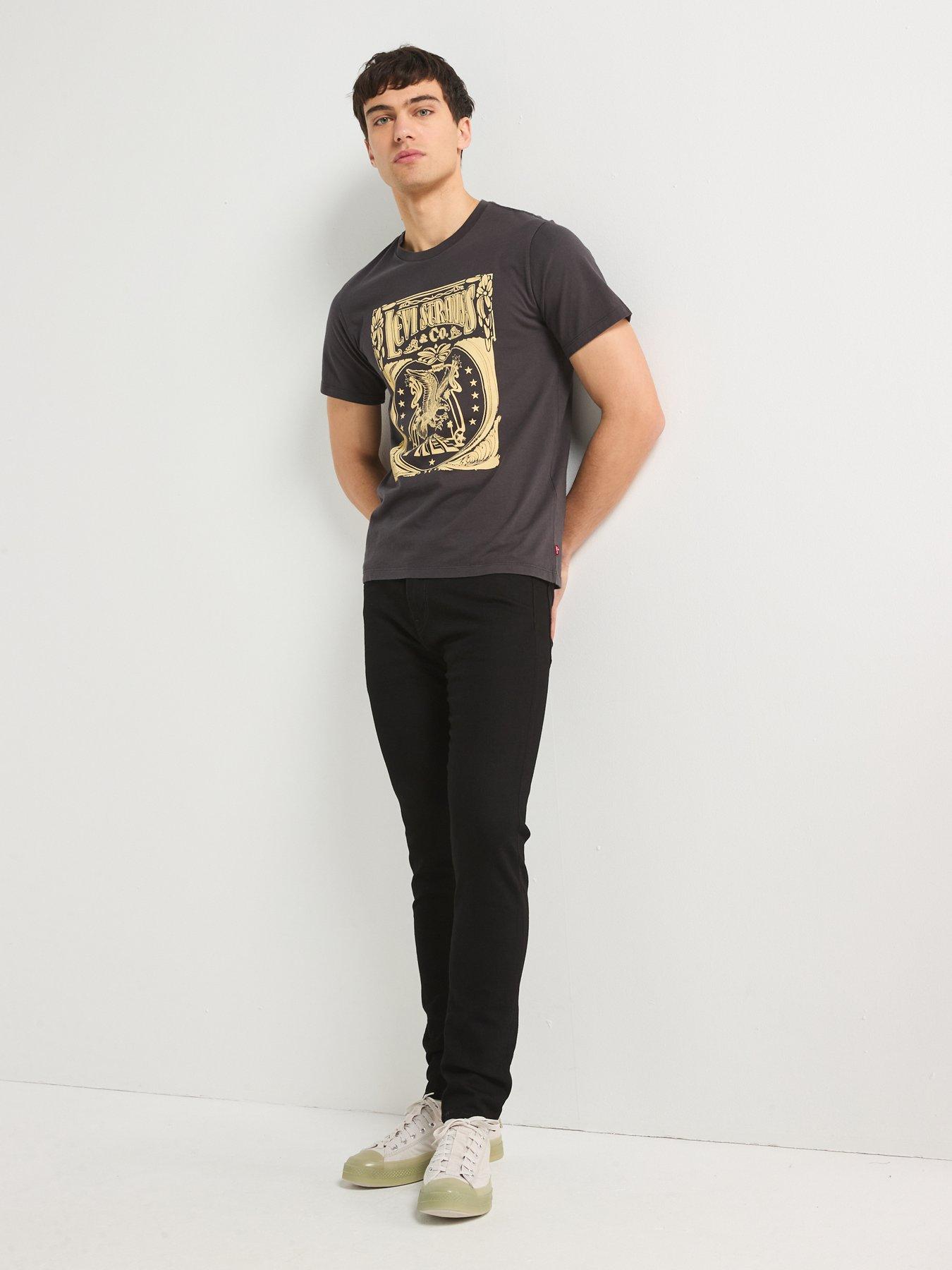 Image 3 of 6 of Levi's Graphic Crewneck T-Shirt - Black