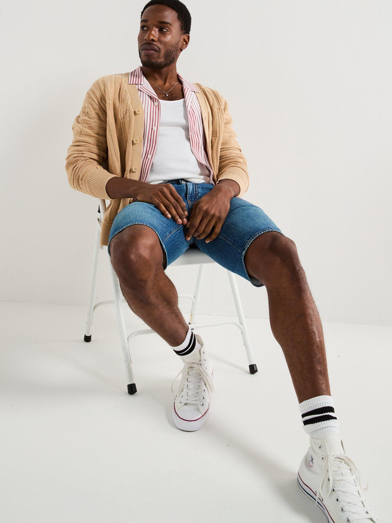 Image 6 of 6 of Levi's Levi's 405 Standard Denim Shorts- Comeback Tour- Dark Blue