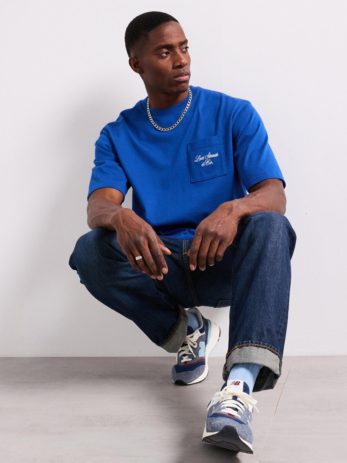 Image 1 of 6 of Levi's Levis Heavyweight Graphic Pocket Short Sleeve T-shirt- Blue