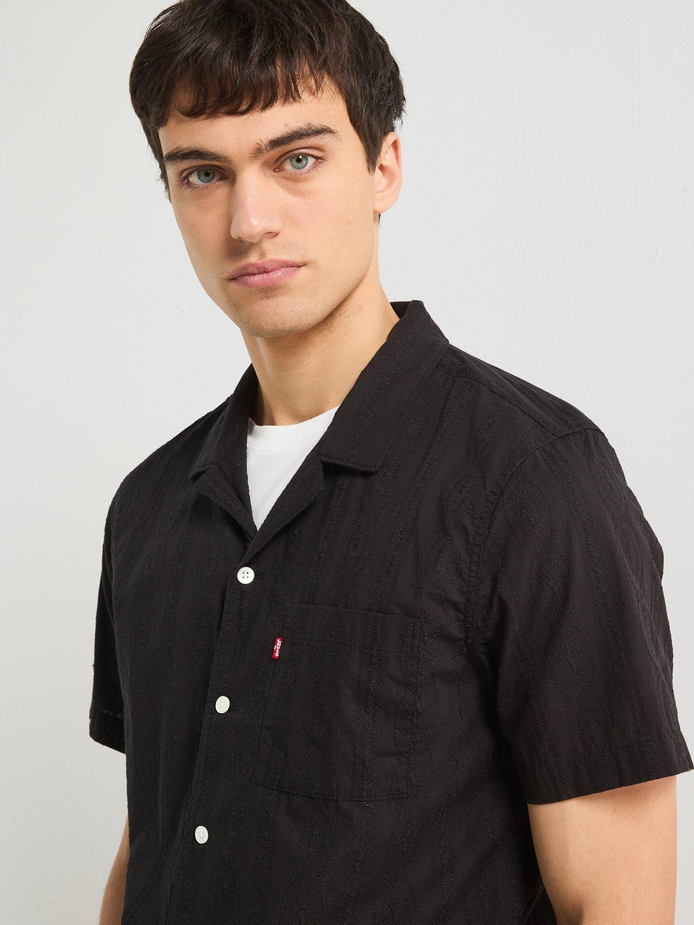 Image 4 of 6 of Levi's Sunset Short Sleeve Shirt- Black