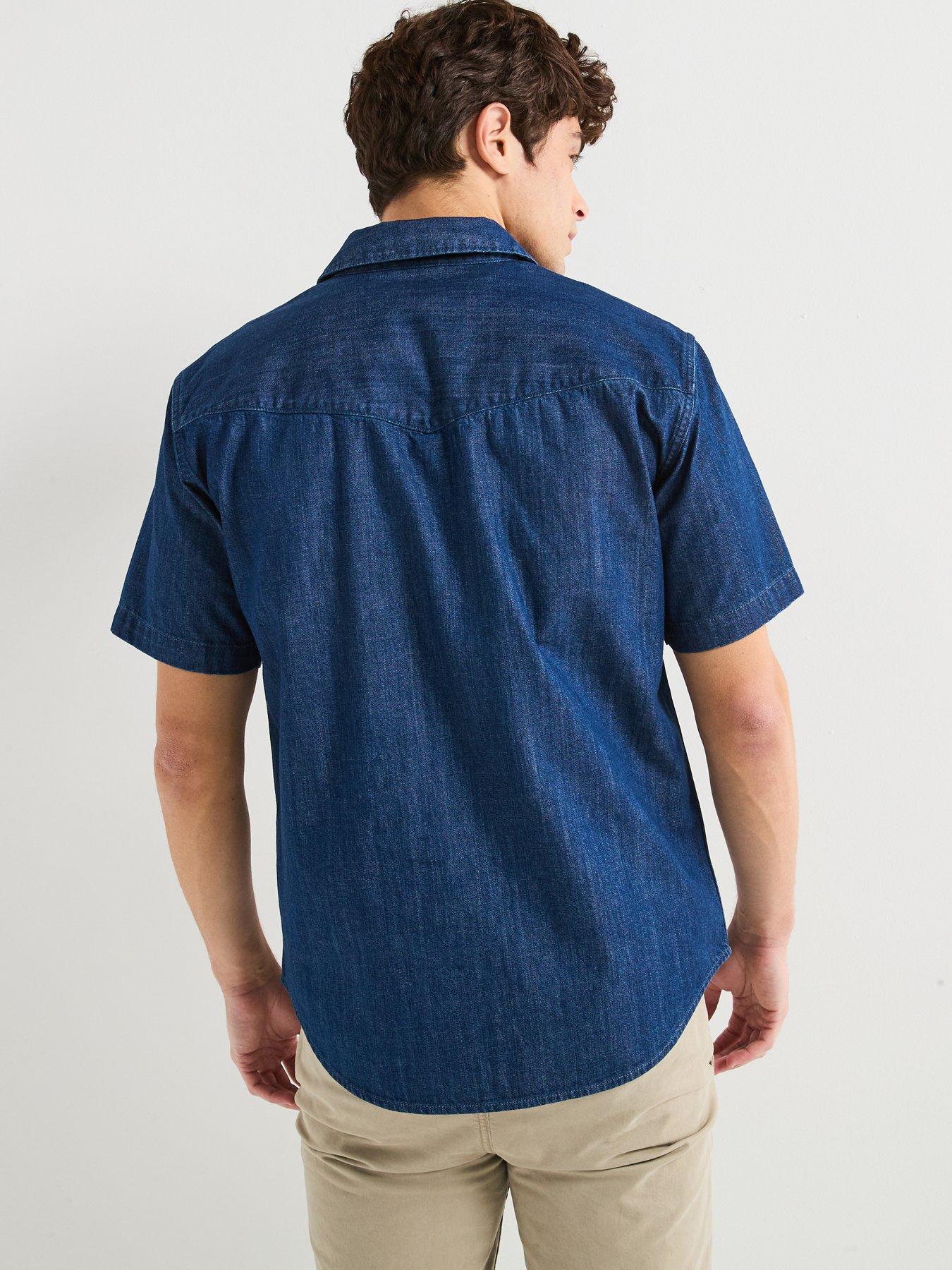 Image 2 of 4 of Levi's Levi's Relaxed Fit Short Sleeve Shirt- Blue