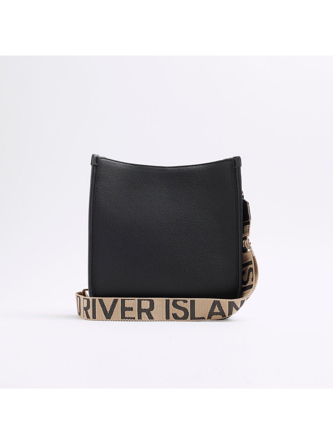 river-island-med-logo-messenger-blackoutfit