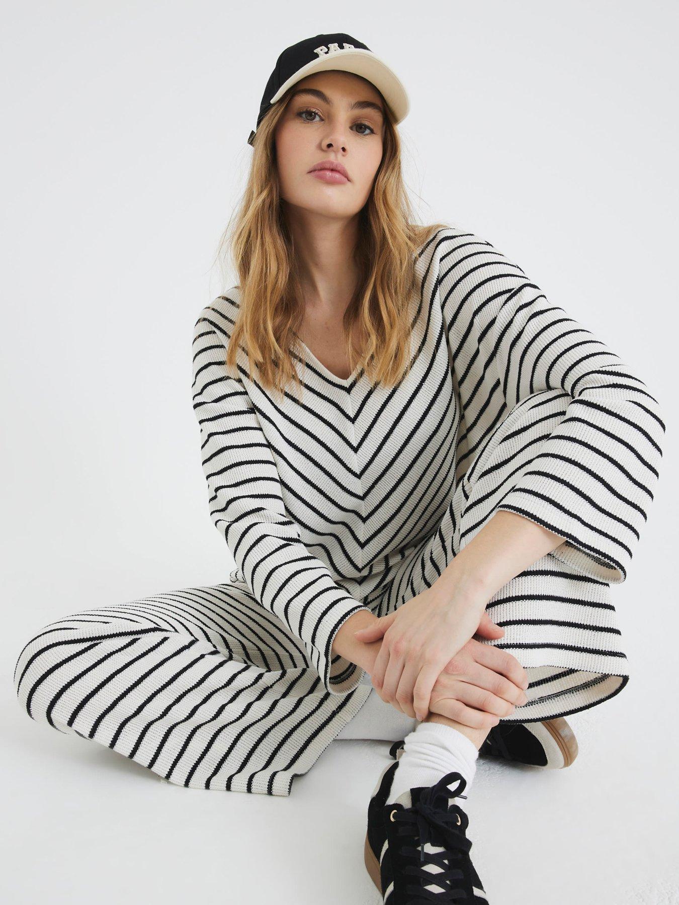 Image 2 of 6 of River Island Stripe Chuck On Top - Cream
