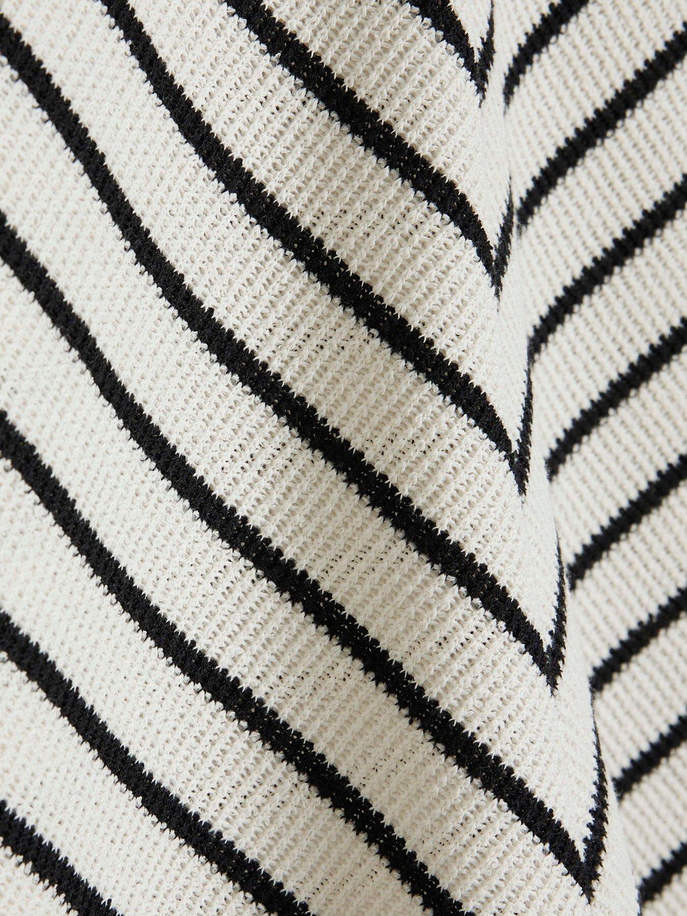 Image 6 of 6 of River Island Stripe Chuck On Top - Cream