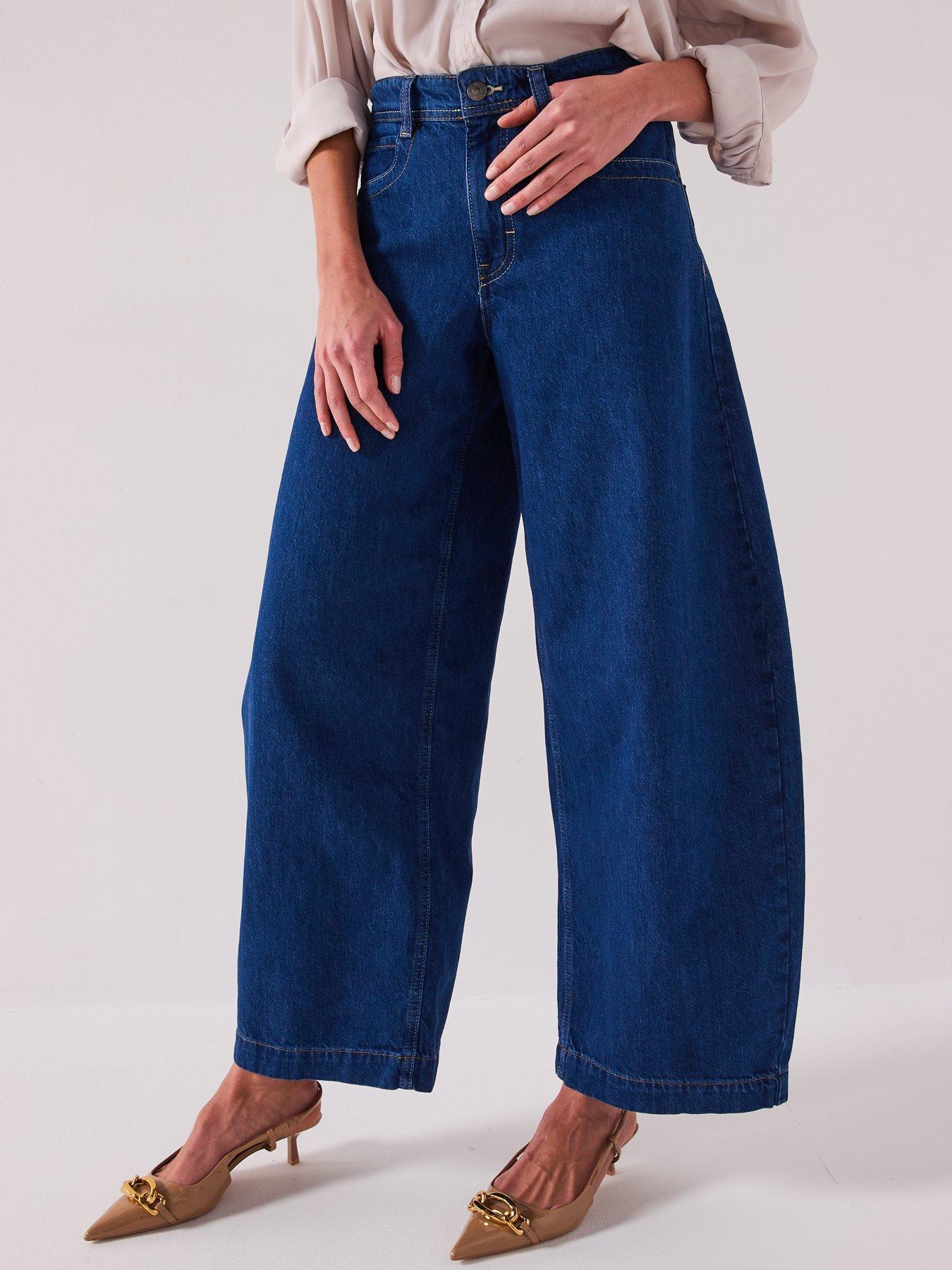 Image 6 of 6 of River Island Oversized Balloon Jeans - Blue