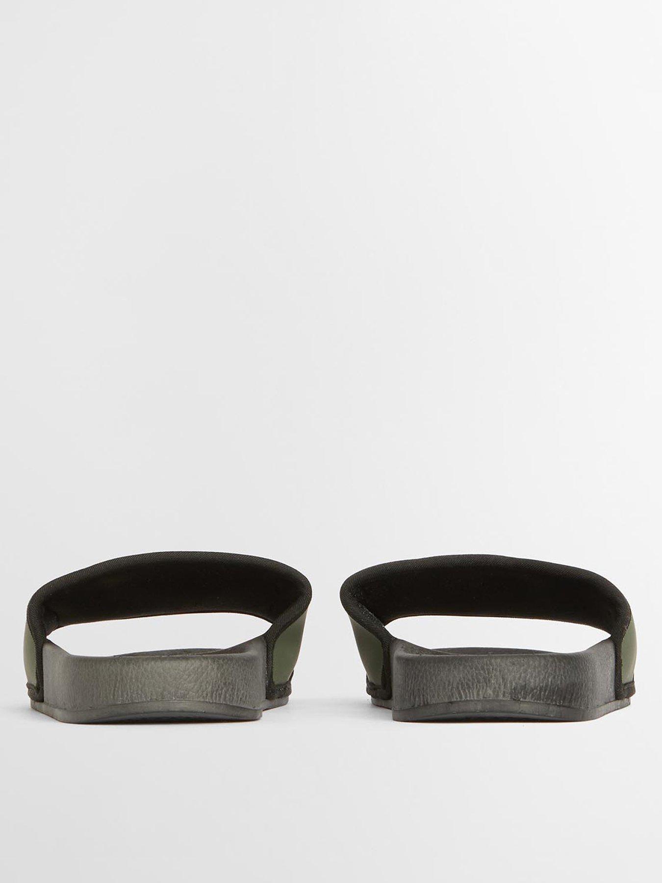 Image 3 of 6 of Barbour Barbour Cresswell Logo Slider - Dark Green