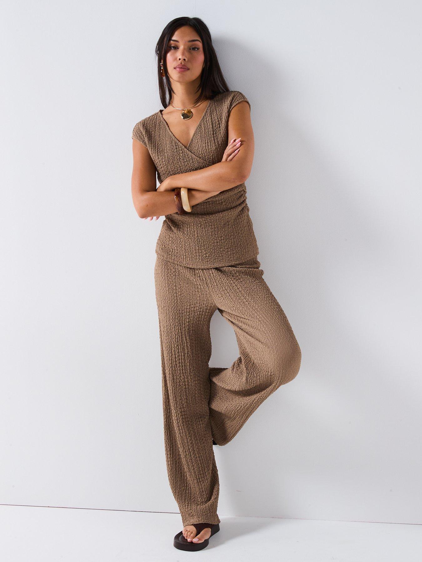 Image 3 of 6 of V by Very Texture Co Ord Bottom - Brown