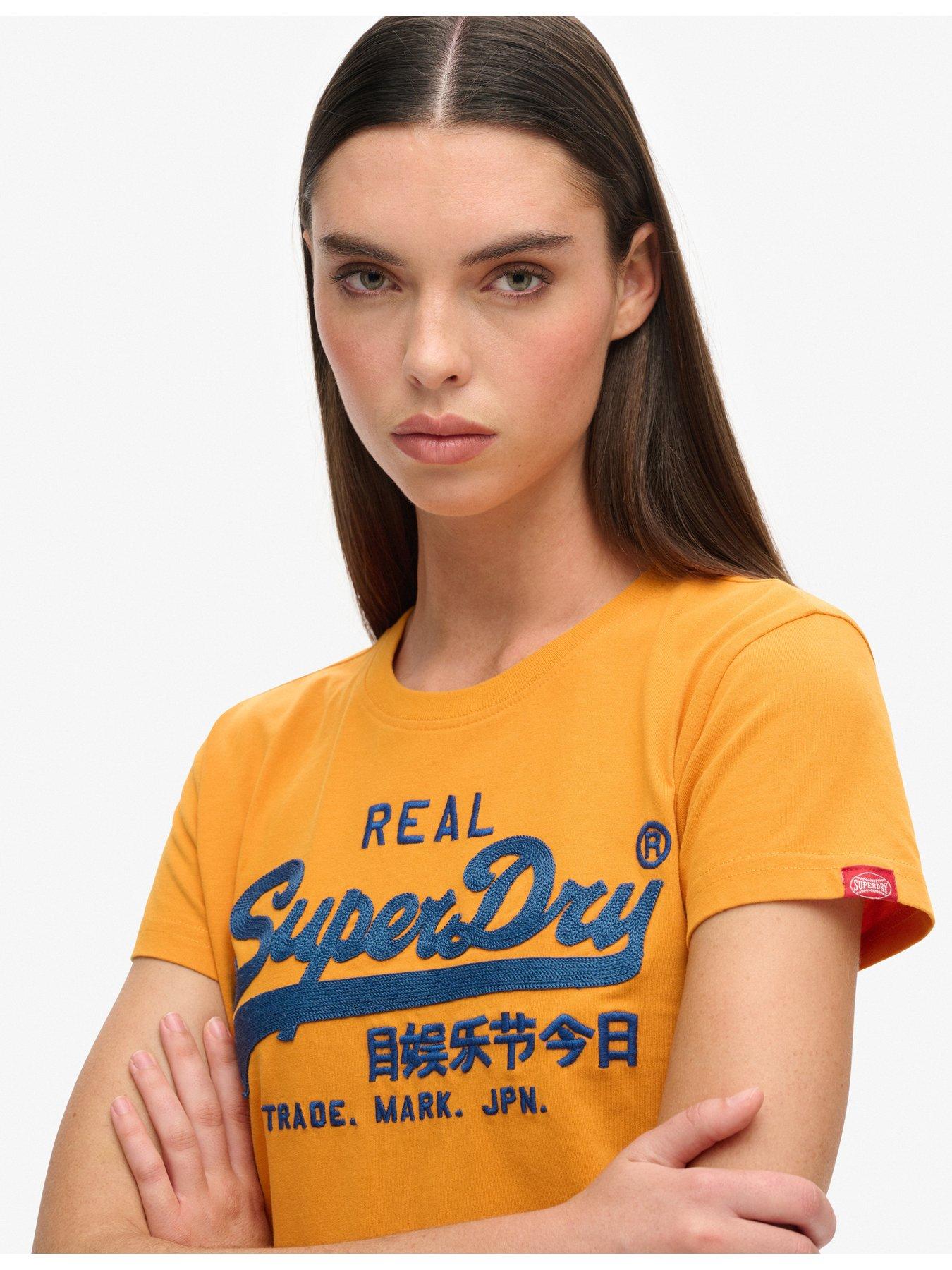 superdry-embroidered-vl-fitted-t-shirt-metallicoutfit