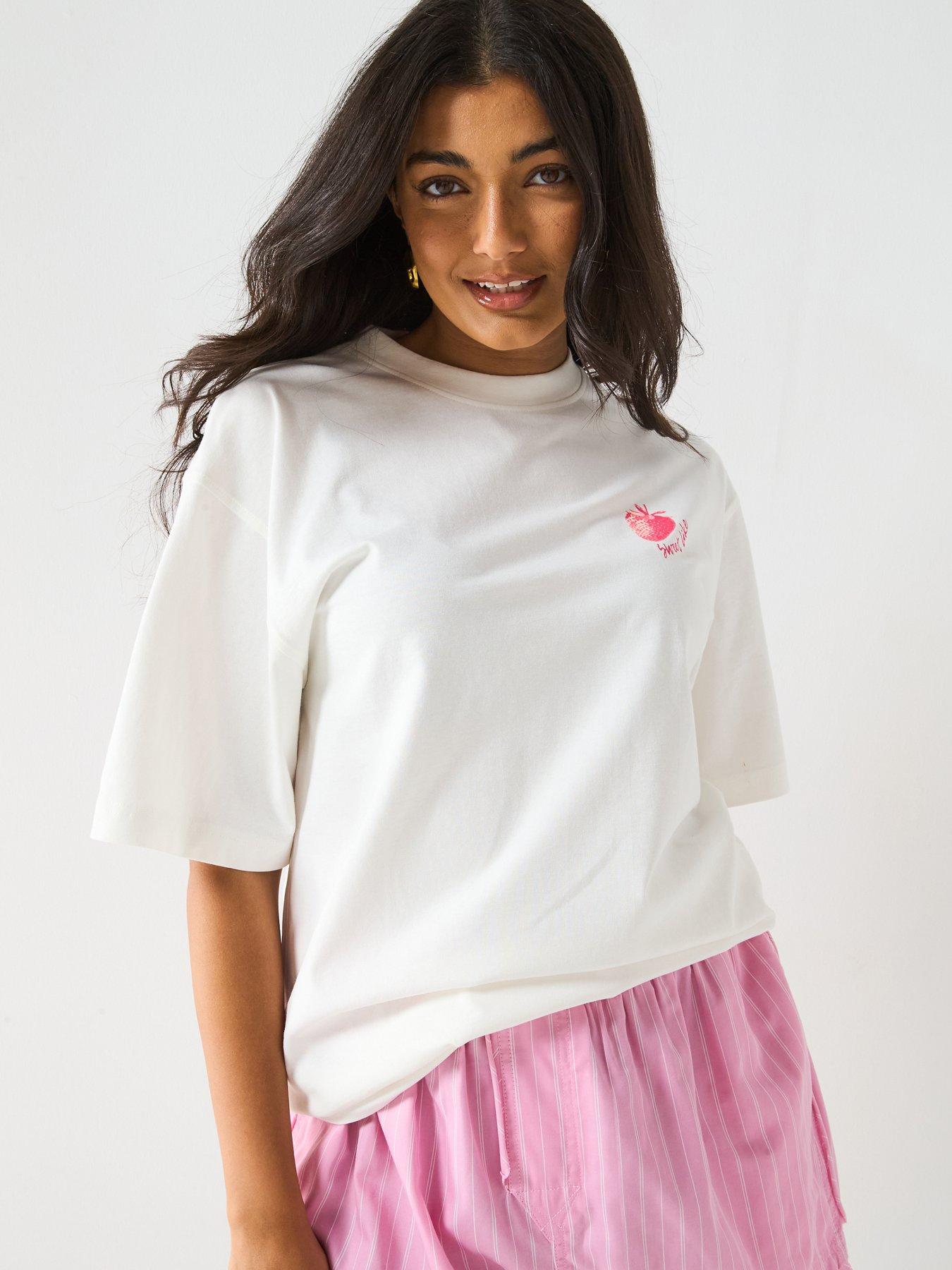 V by Very Fruit Oversized Graphic T-Shirt - White