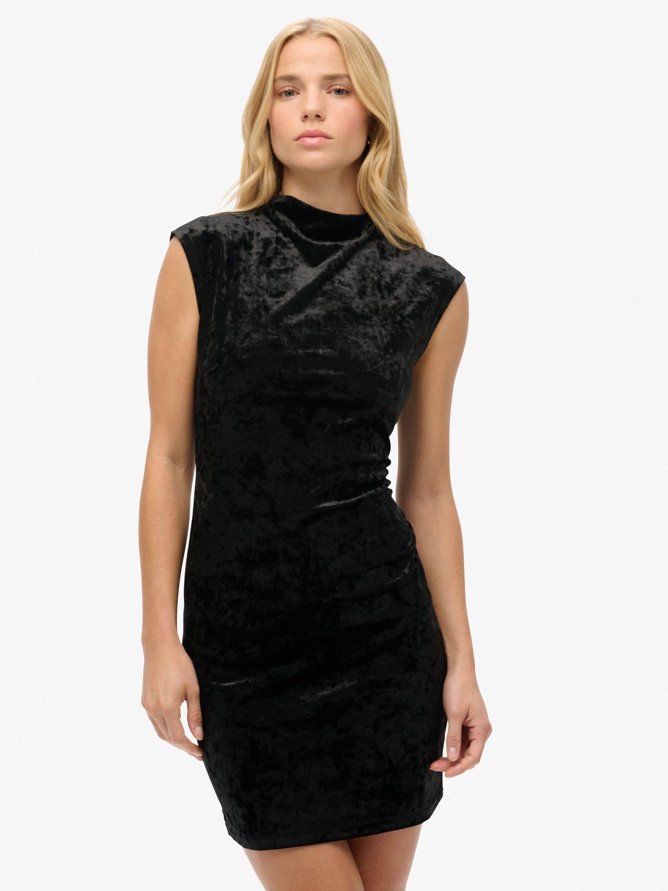 superdry-velvet-bodycon-dress-blackoutfit