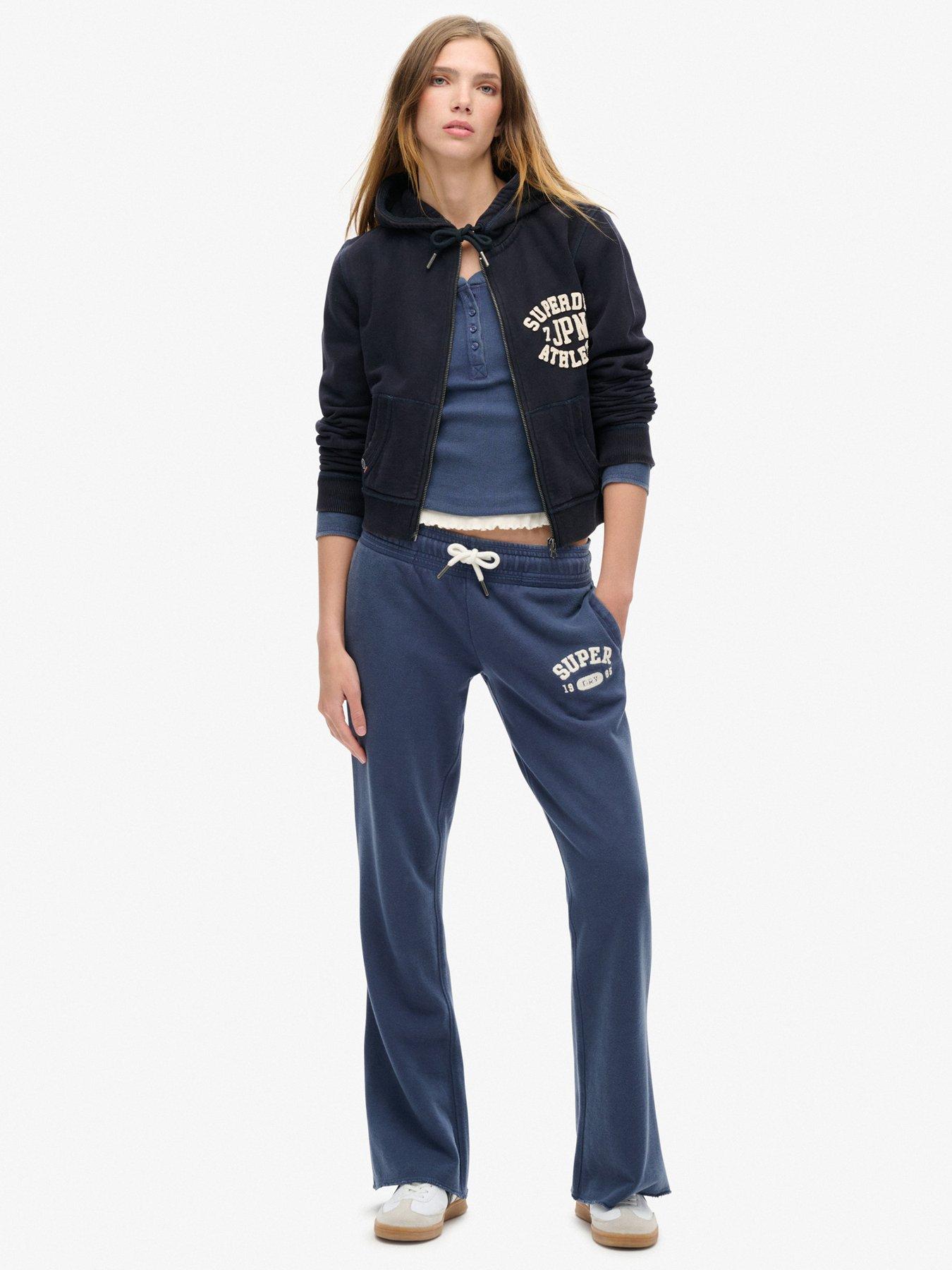 superdry-athletic-low-rise-flared-jogger-navyoutfit