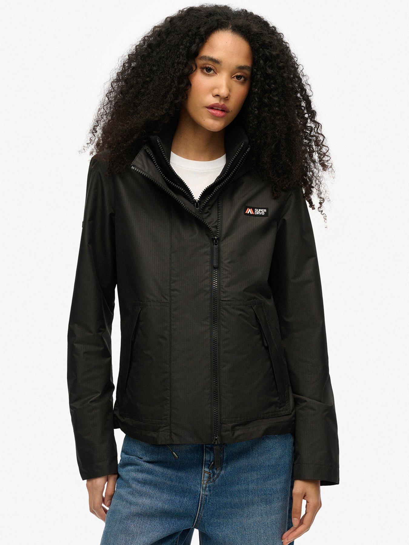 superdry-hooded-mountain-windbreaker-jacket-blackoutfit