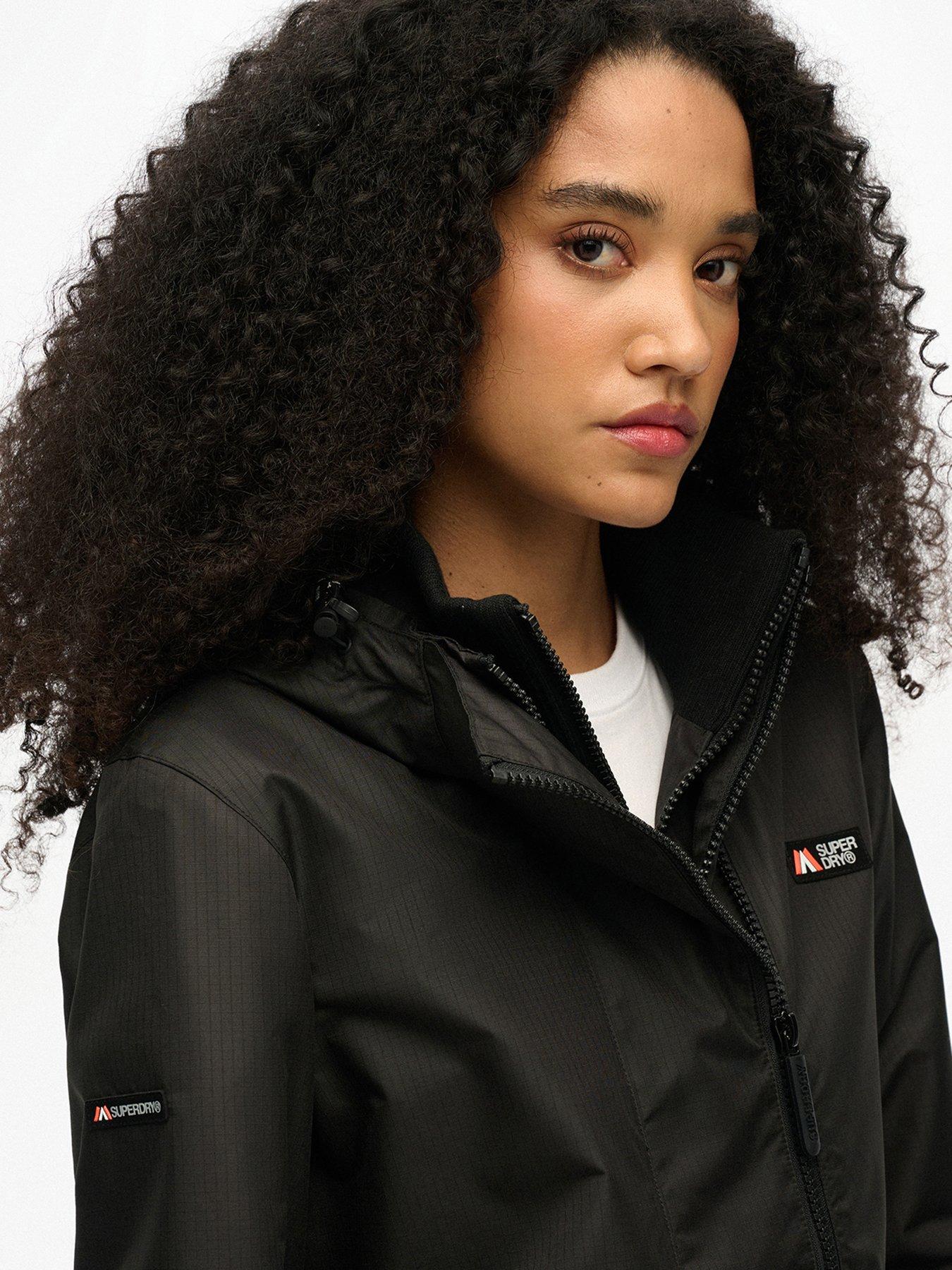 superdry-hooded-mountain-windbreaker-jacket-blackdetail