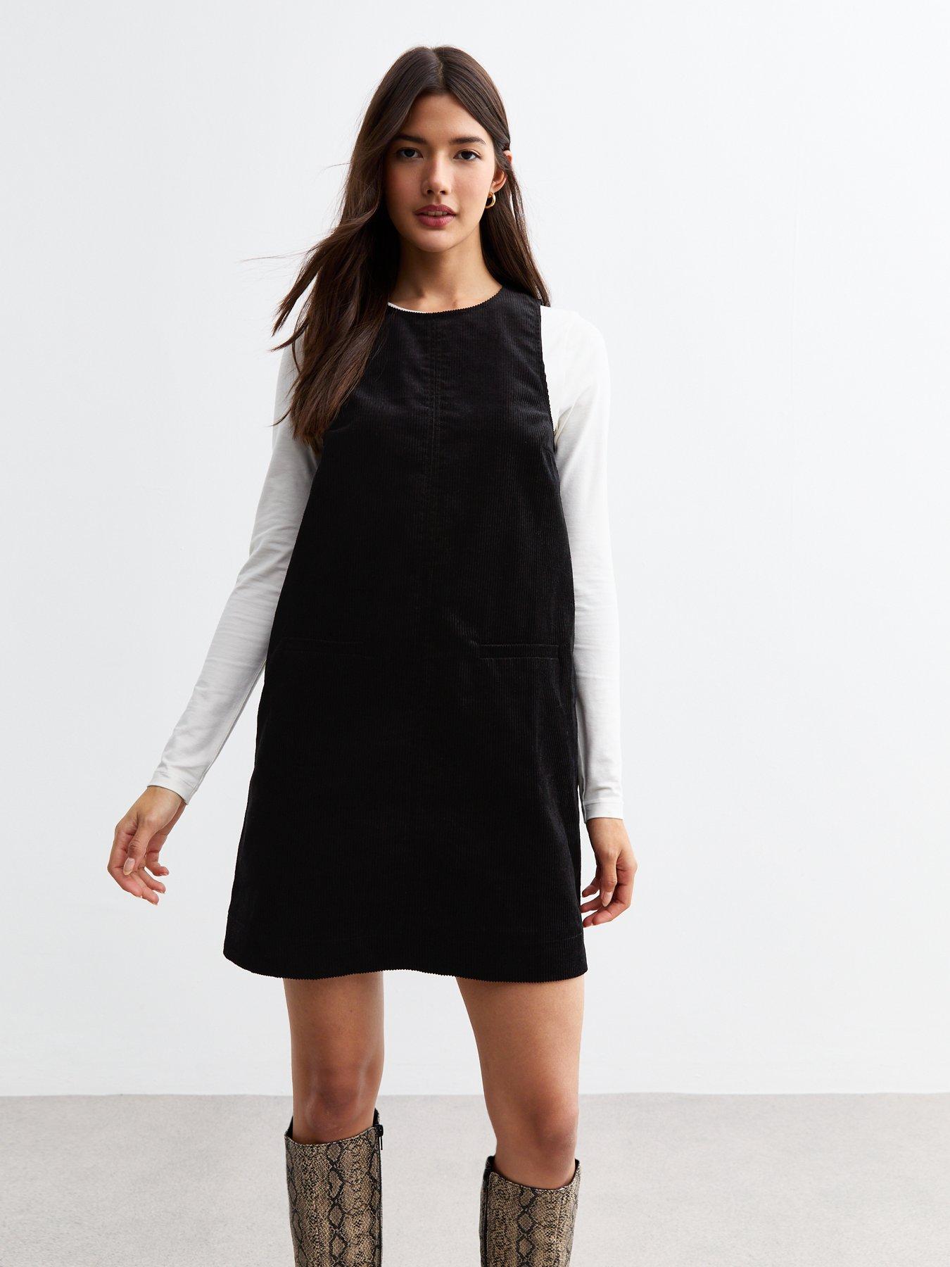 new-look-black-cotton-corduroy-pinafore-dressfront