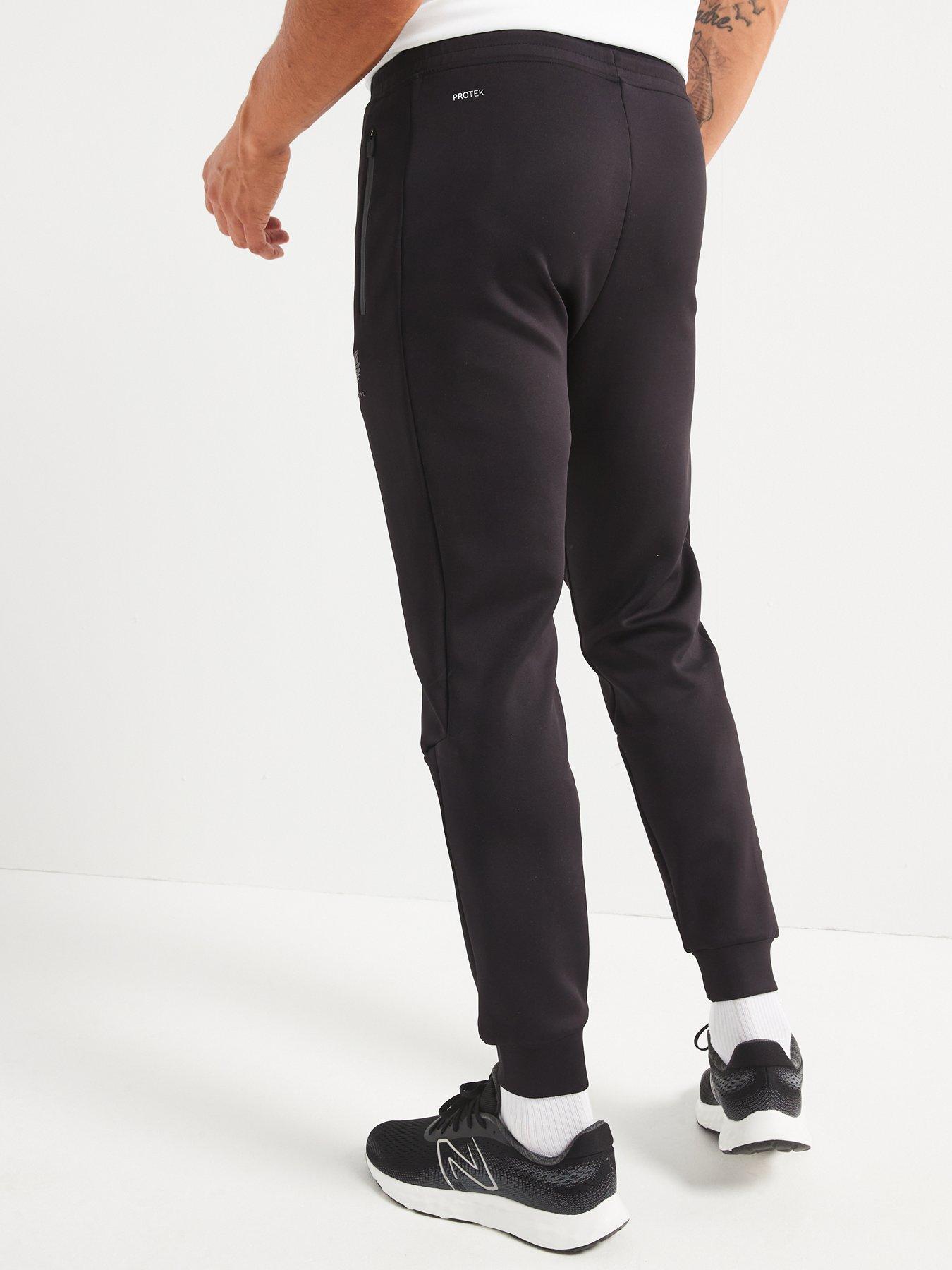 castore-mens-training-scuba-jogger-blackstillFront