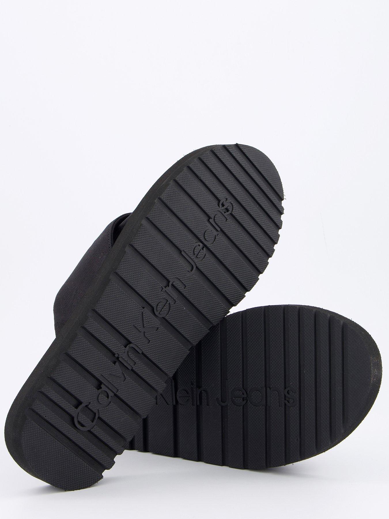 calvin-klein-crossover-sandals-blackdetail