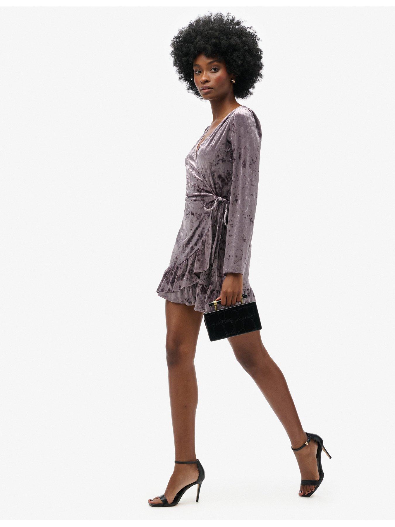 superdry-long-sleeve-velvet-wrap-mini-dress-greyoutfit