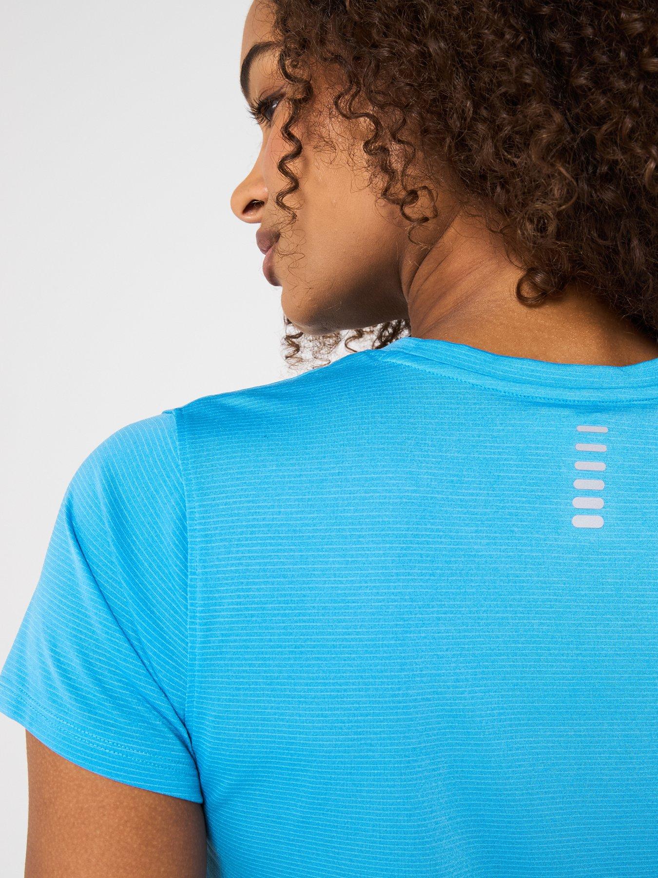 under-armour-womens-running-launch-t-shirt-blueoutfit