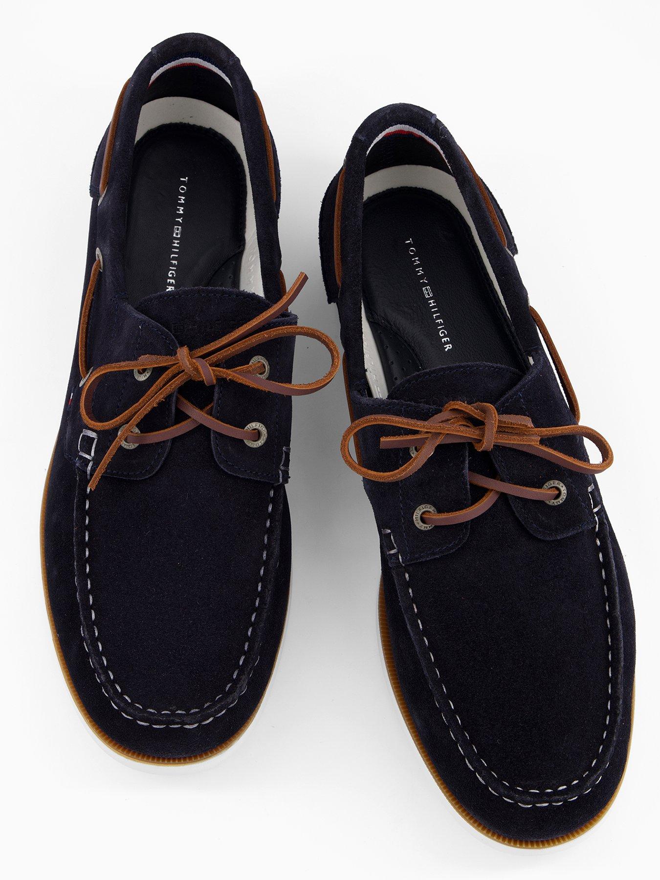 tommy-hilfiger-th-core-suede-boat-shoes-navyoutfit
