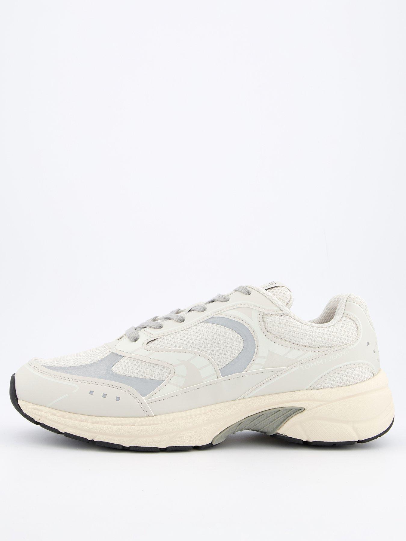 Image 1 of 7 of Tommy Jeans Archive'25 Trainers - Light Grey