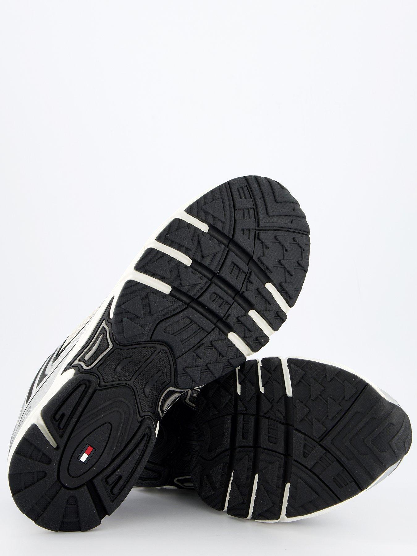 tommy-jeans-archive97-metallic-trainers-blackdetail