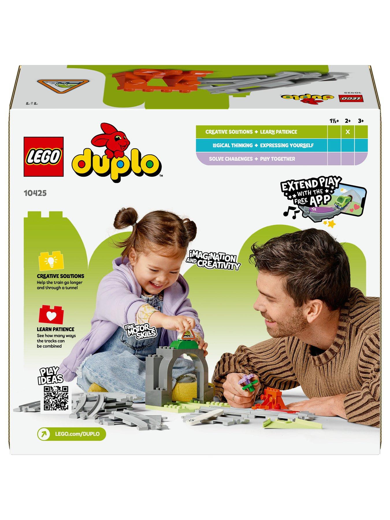 Image 6 of 7 of LEGO Duplo Train Tunnel and Tracks Expansion Set 10425