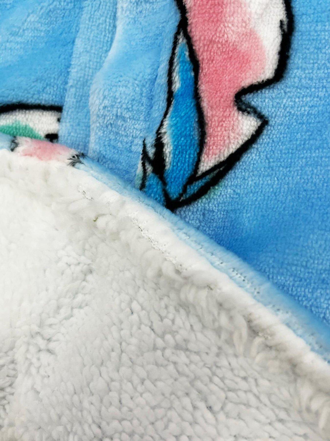 lilo-stitch-lilo-amp-stitch-hooded-wearable-fleece--smalldetail